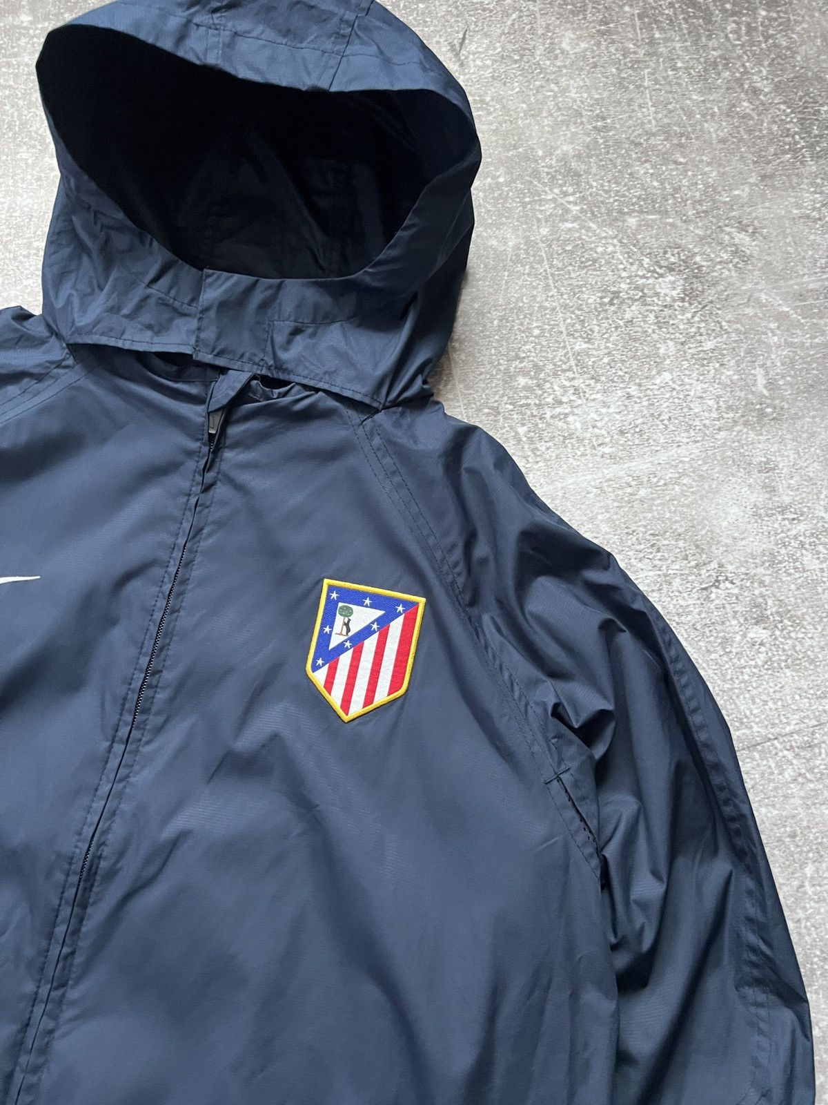 Nike Nike Atletico Madrid Hooded Windbreaker Jacket Navy Size US XL / EU 56 / 4 - 3 Thumbnail