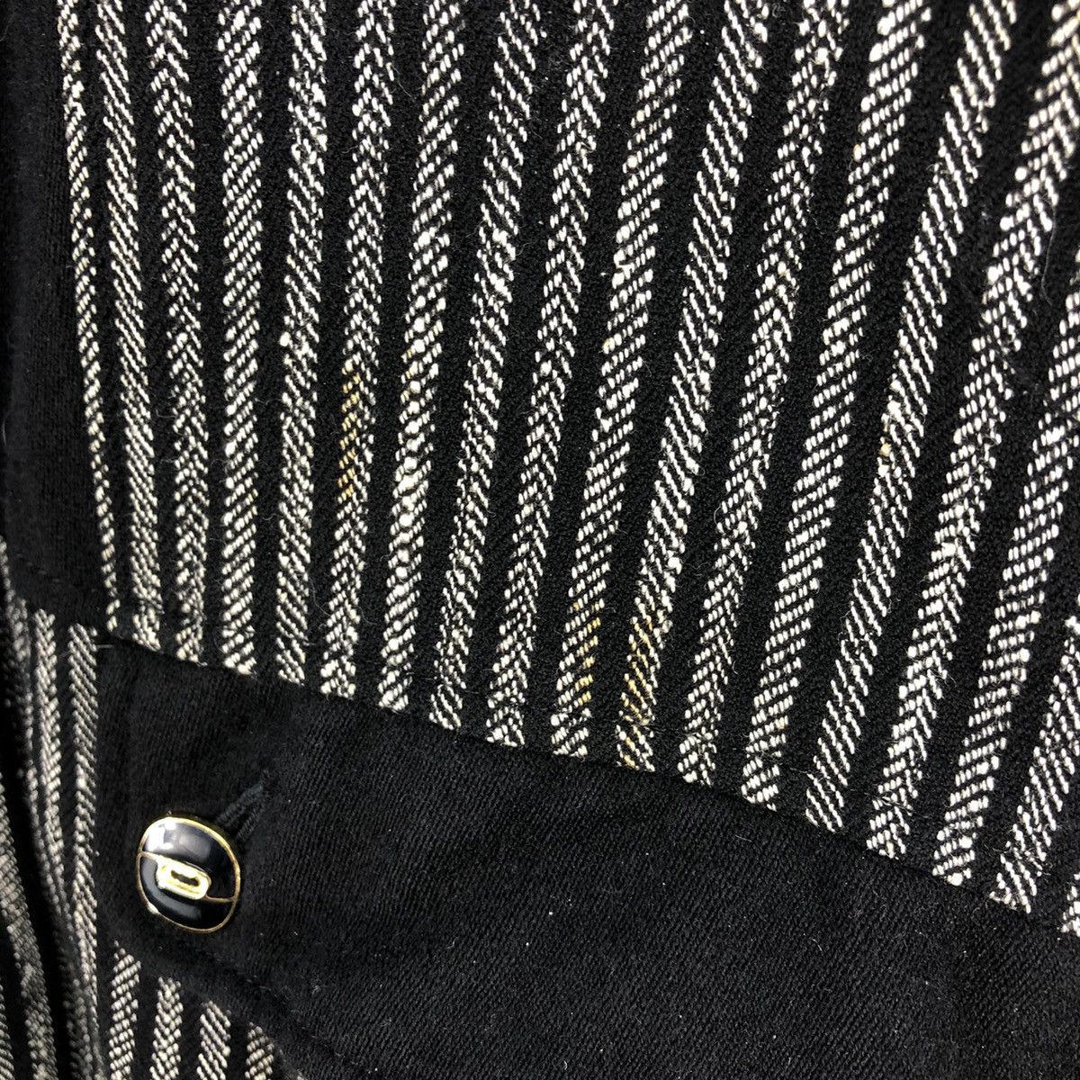 Japanese Brand Vintage 90’s Japanese Brand Stripes Zipper Jacket Size US L / EU 52-54 / 3 - 10 Thumbnail