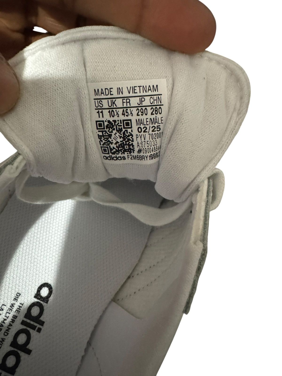 Adidas Adidas Samoa Size US 11 / EU 44 - 8 Thumbnail