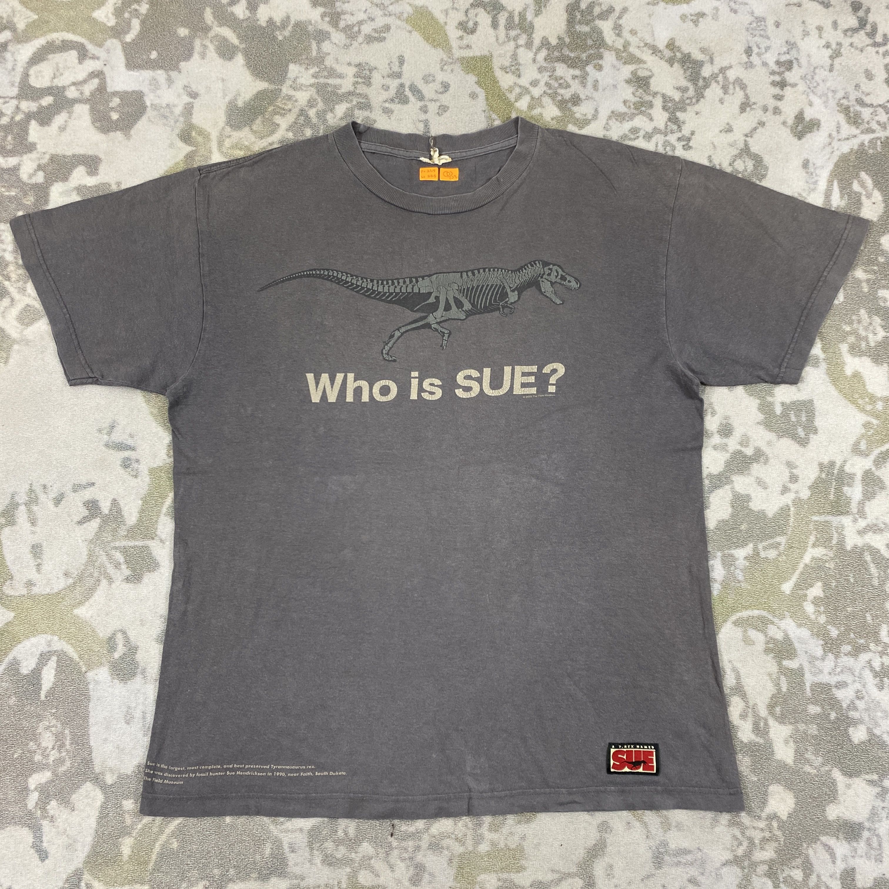 Vintage Vintage 2005 T.Rex A Name Sue Tshirt -D022 Size US L / EU 52-54 / 3 - 1 Thumbnail