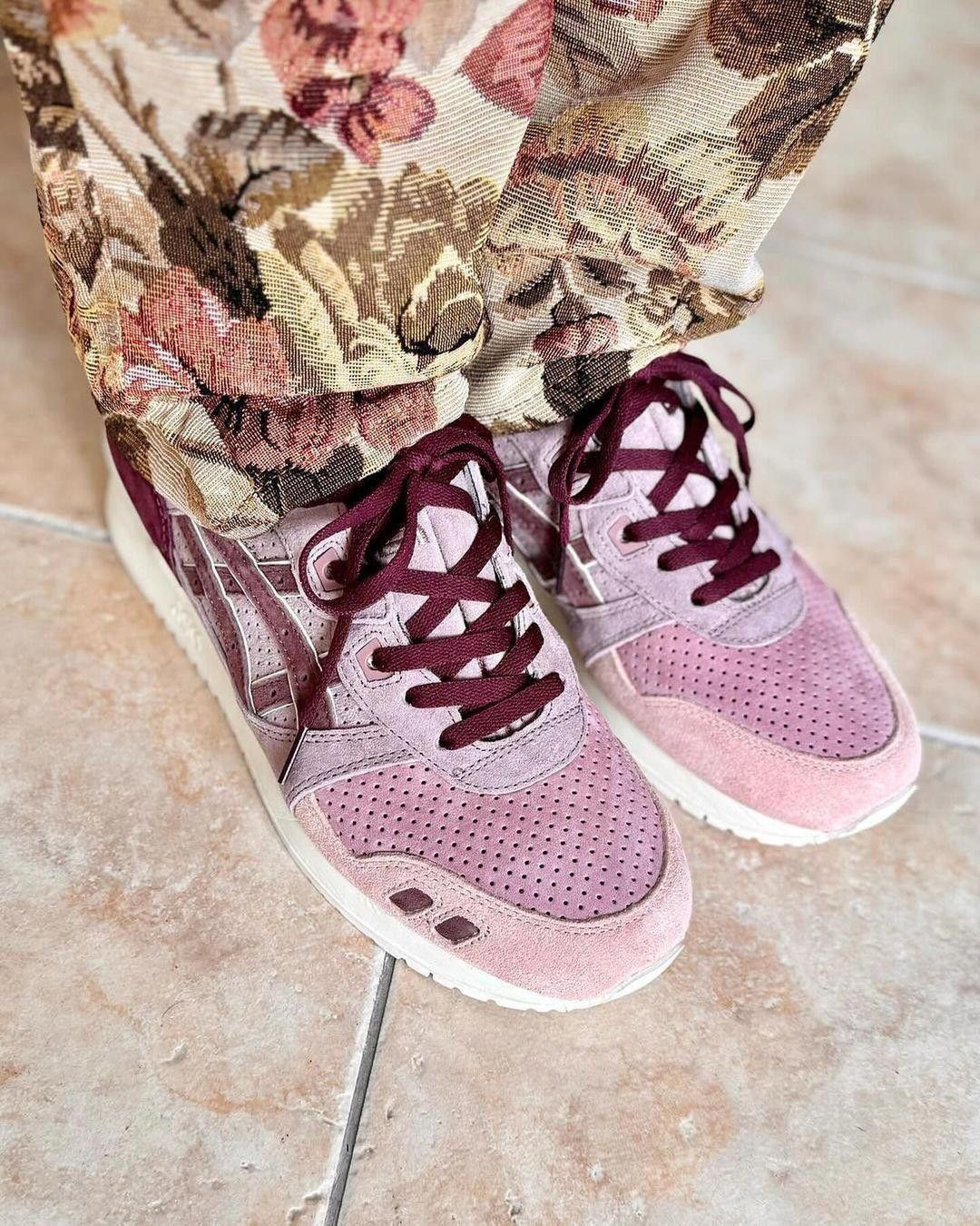 Asics × Kith Kith x Asics Gel-Lyte III Remastered By Invitation Only Size US 12 / EU 45 - 11 Thumbnail