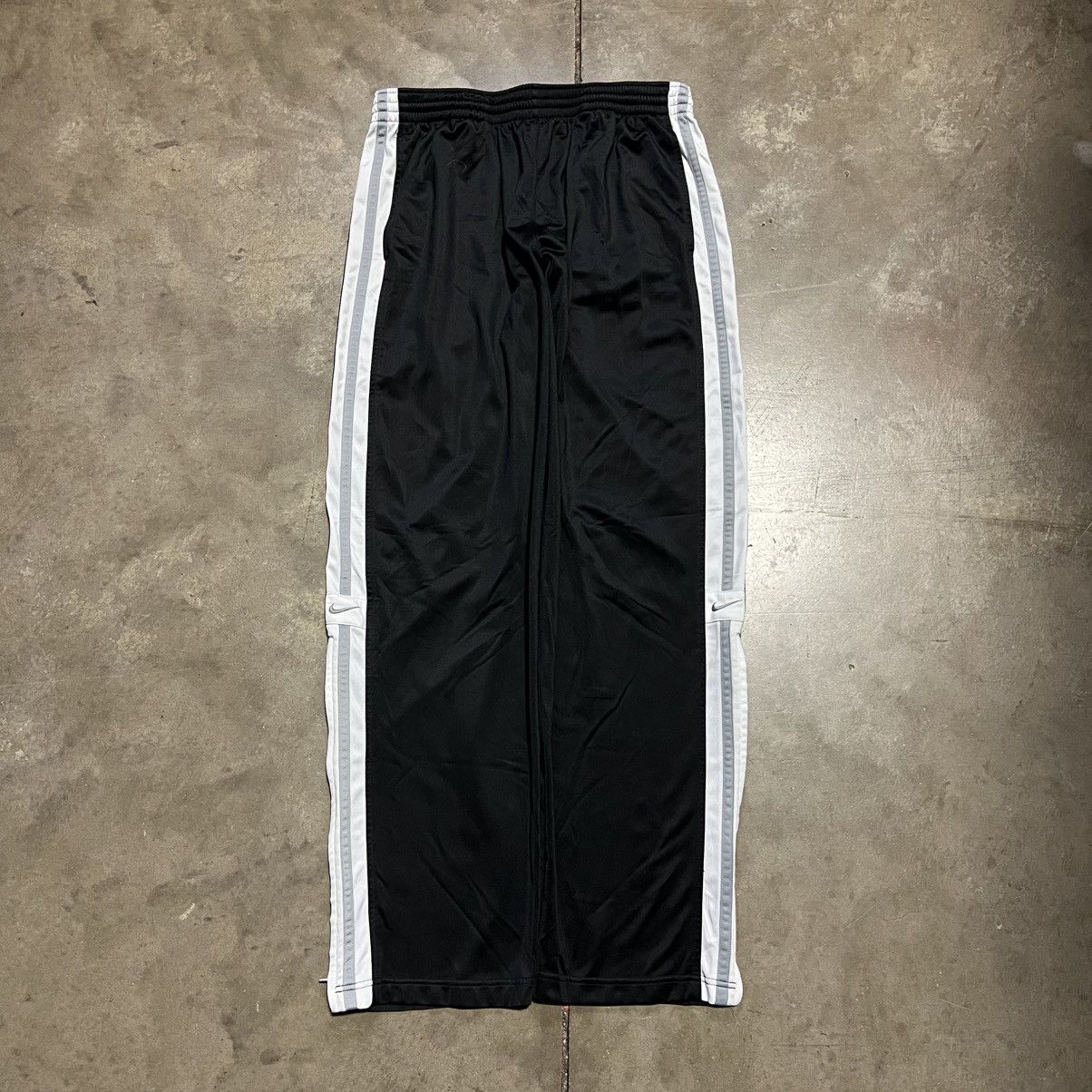 Vintage Vintage Y2K Nike Mini Swoosh Sweatpants Baggy Satin Warmup Size US 32 / EU 48 - 3 Thumbnail