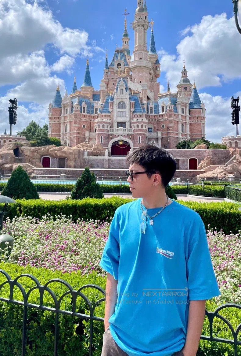 Balenciaga Balenciaga Ice crack Coke blue short sleeve T-shirt Size US M / EU 48-50 / 2 - 9 Thumbnail