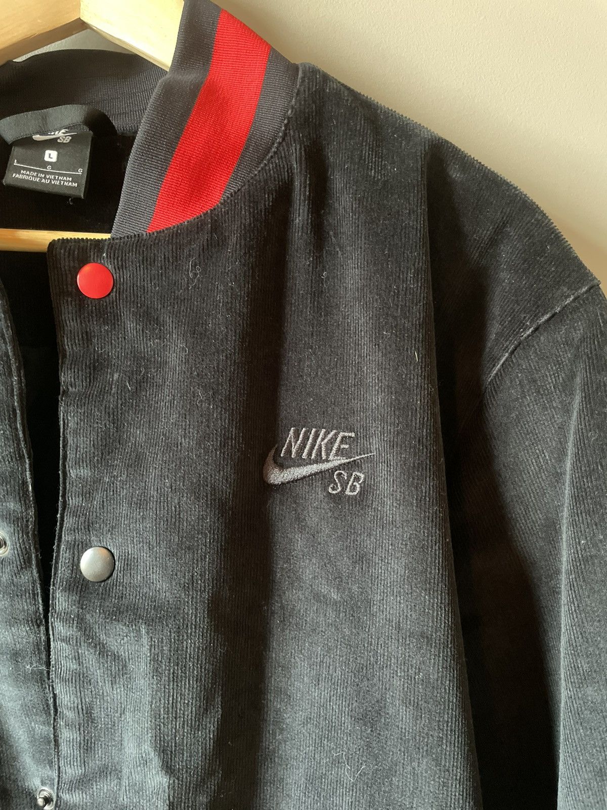 Nike Nike SB Corduroy Bomber Jacket Size US L / EU 52-54 / 3 - 3 Thumbnail