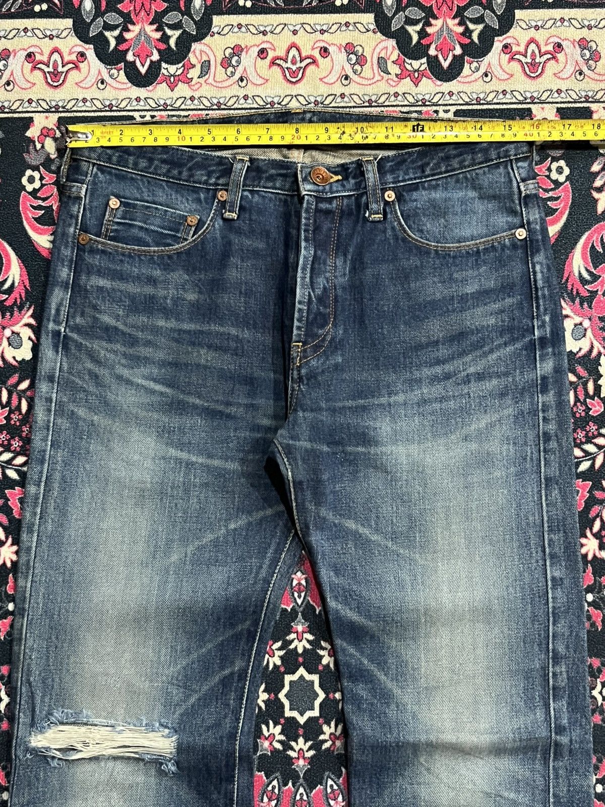 Paul Smith Red Ear Paul Smith Red Ear Distressed Selvedge Blue Washed Jeans Size US 30 / EU 46 - 14 Thumbnail