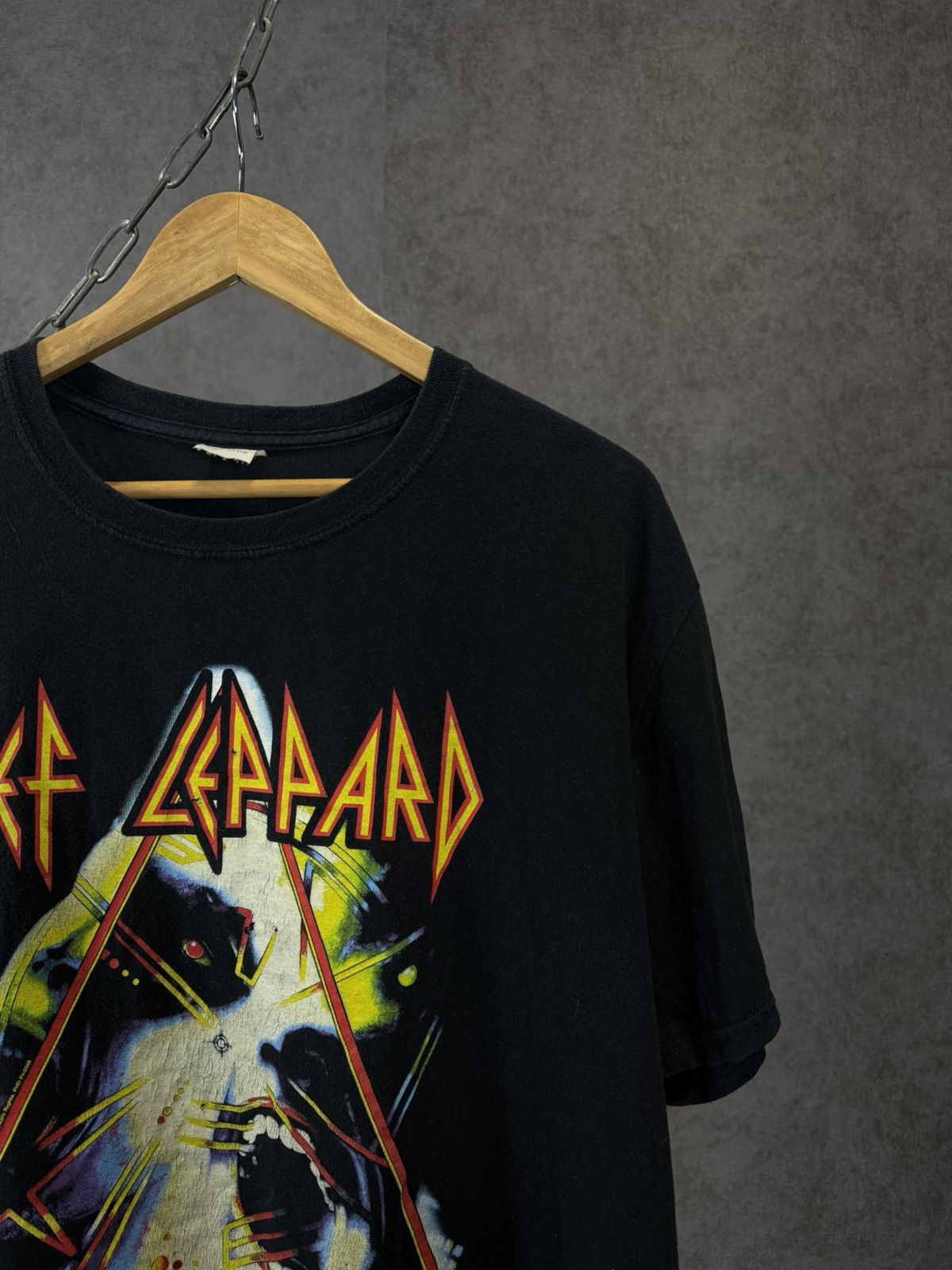 Band Tees × Def Leppard Def Leppard rock band tee Size US XL / EU 56 / 4 - 2 Thumbnail