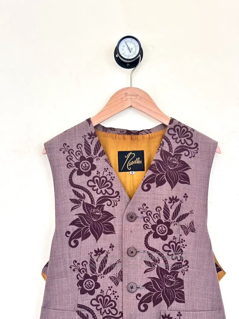 Needles Needles Floral butterfly vest Size US M / EU 48-50 / 2 - 2 Thumbnail