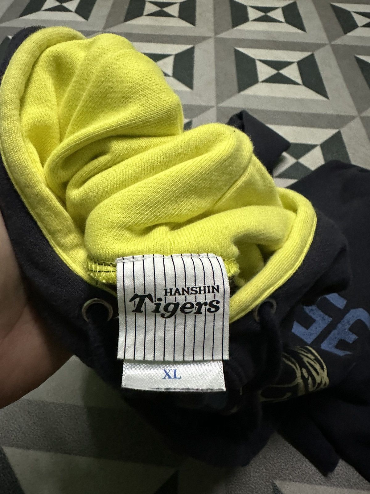 Japanese Brand Hanshin tiger baseball pullover hoodie Size US XL / EU 56 / 4 - 8 Thumbnail