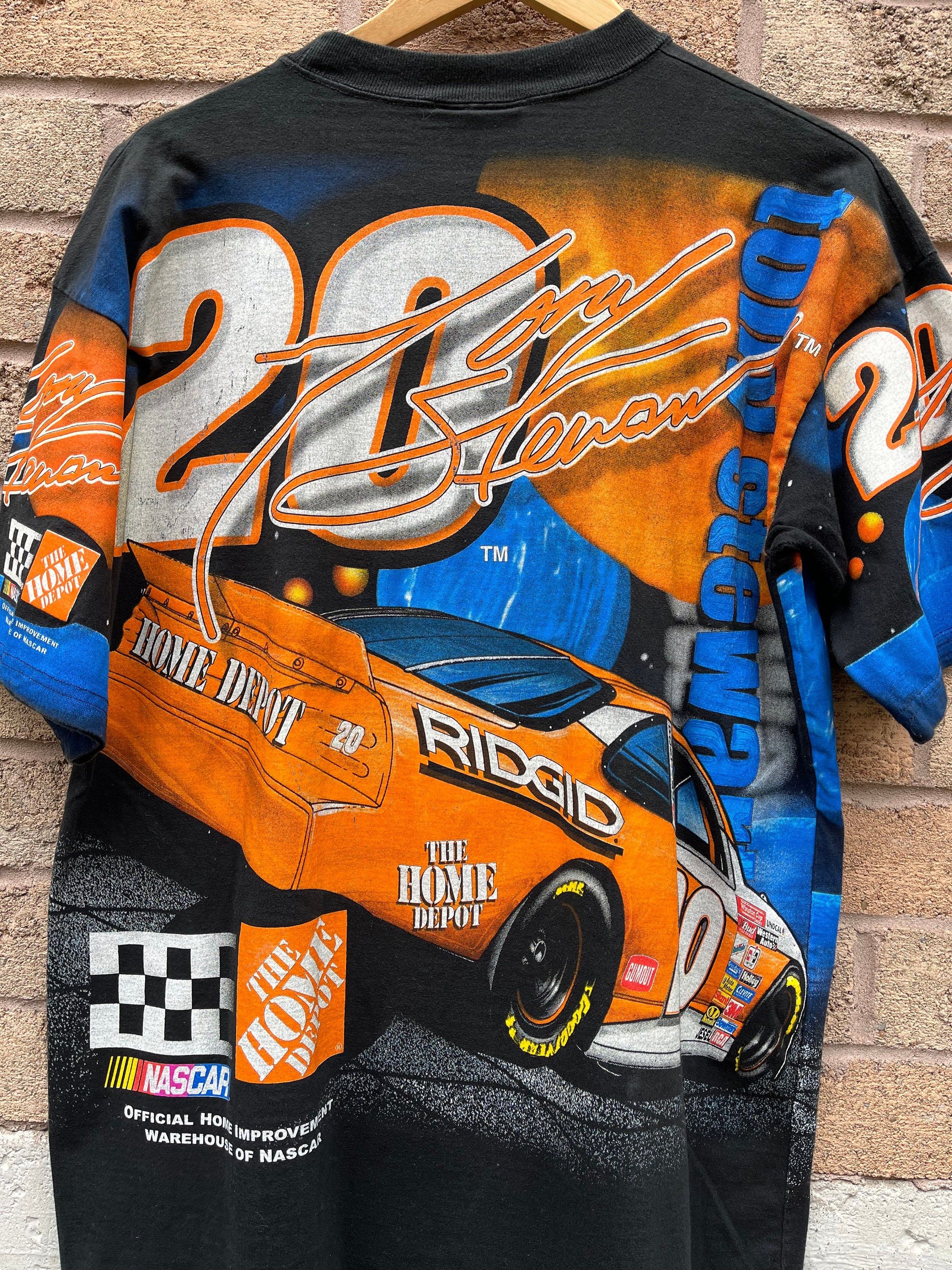 Vintage Vintage Tony Stewart Home Depot Nascar T-shirt Size US L / EU 52-54 / 3 - 5 Thumbnail