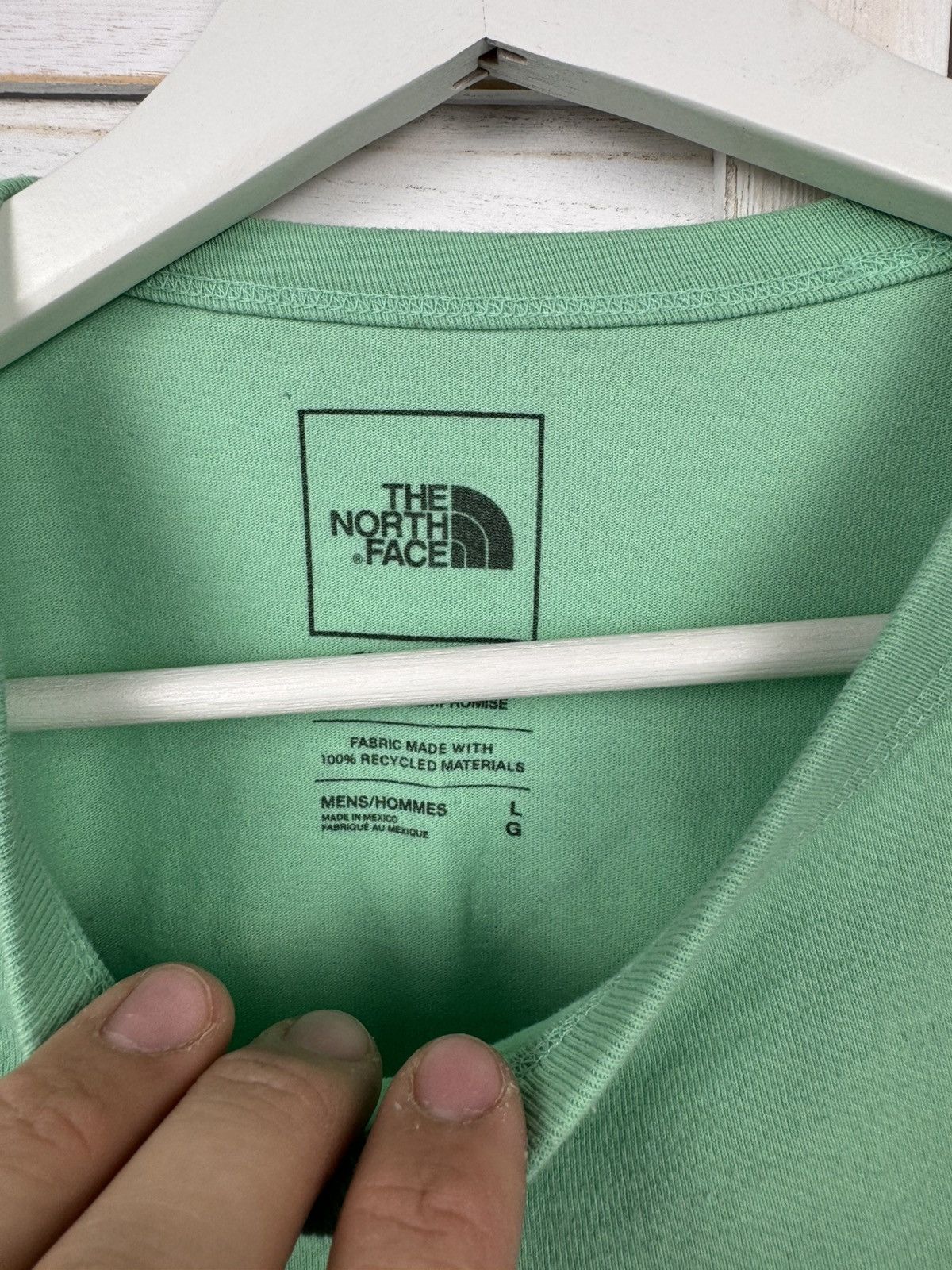 The North Face The North Face Men's Green Long Sleeve Crew Neck T-Shirt L Size US L / EU 52-54 / 3 - 7 Thumbnail