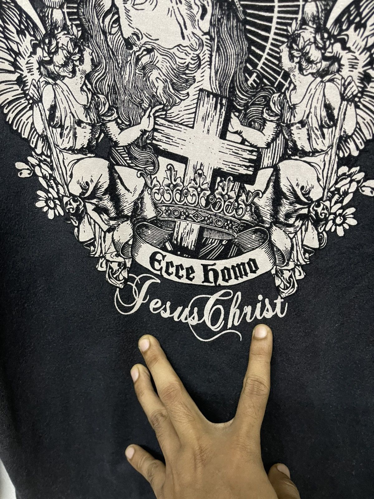 If Six Was Nine 2000s BLOOD MESSAGE JESUS CHRIST TEES SUN FADED Size US M / EU 48-50 / 2 - 9 Thumbnail