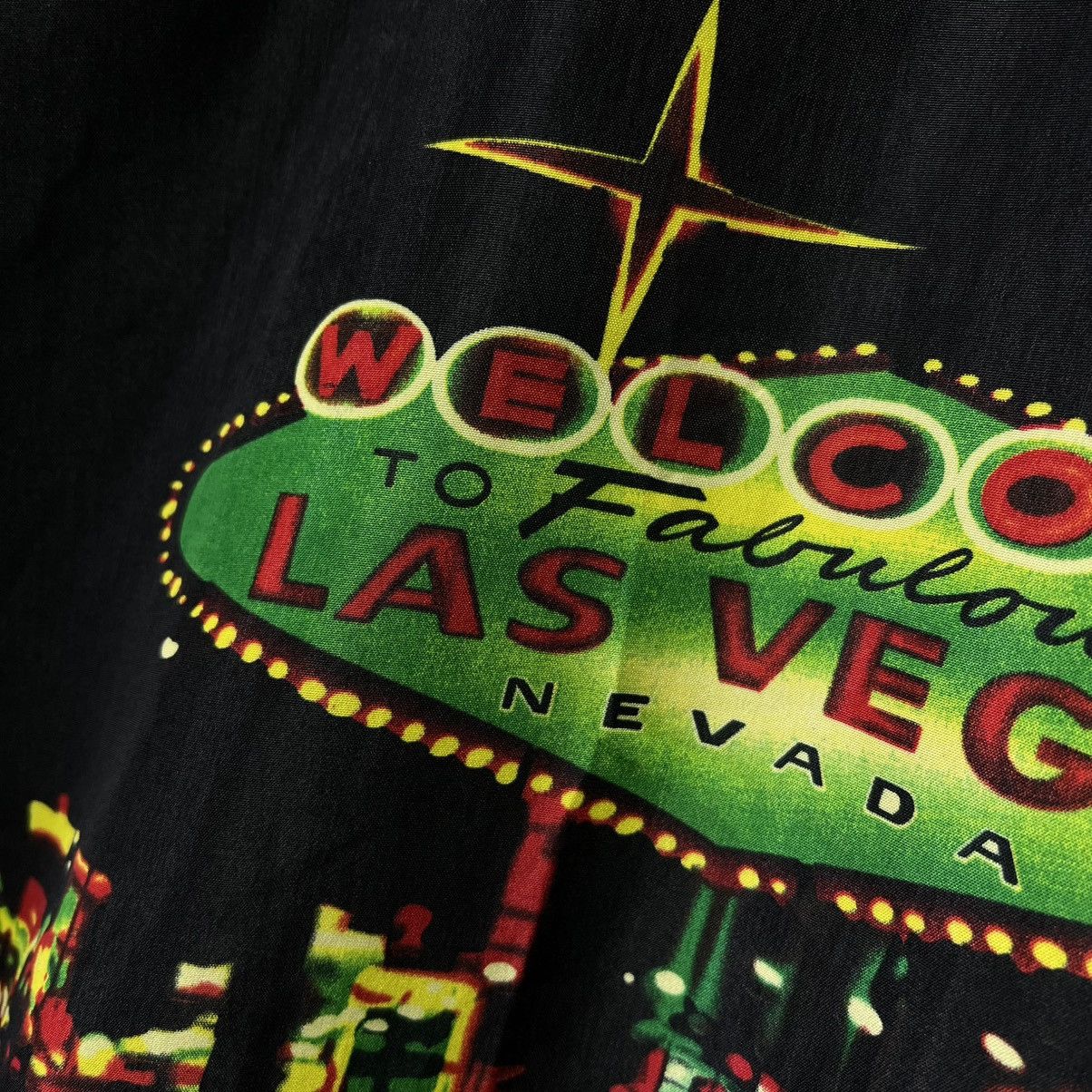 Vintage Vintage Las Vegas Shirt Short Sleeve men’s size L y2k Size US L / EU 52-54 / 3 - 12 Thumbnail