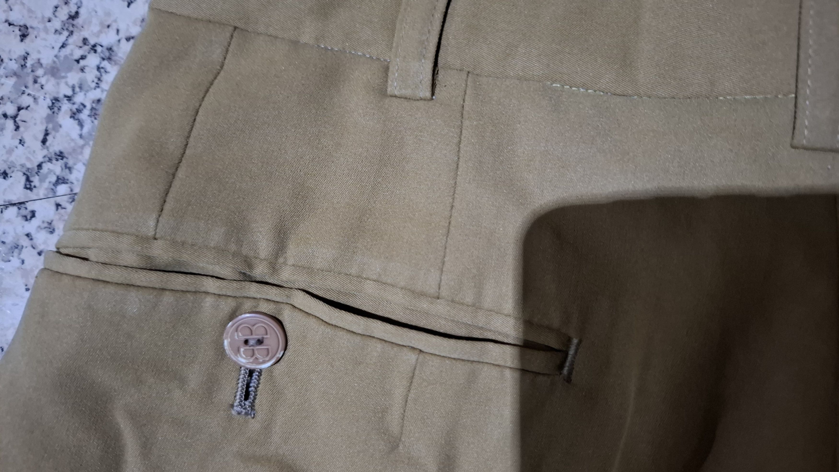 Balenciaga Vintage Balenciaga Sports Paris Pleated Trousers Khaki Beige Size 28" / US 6 / IT 42 - 5 Thumbnail