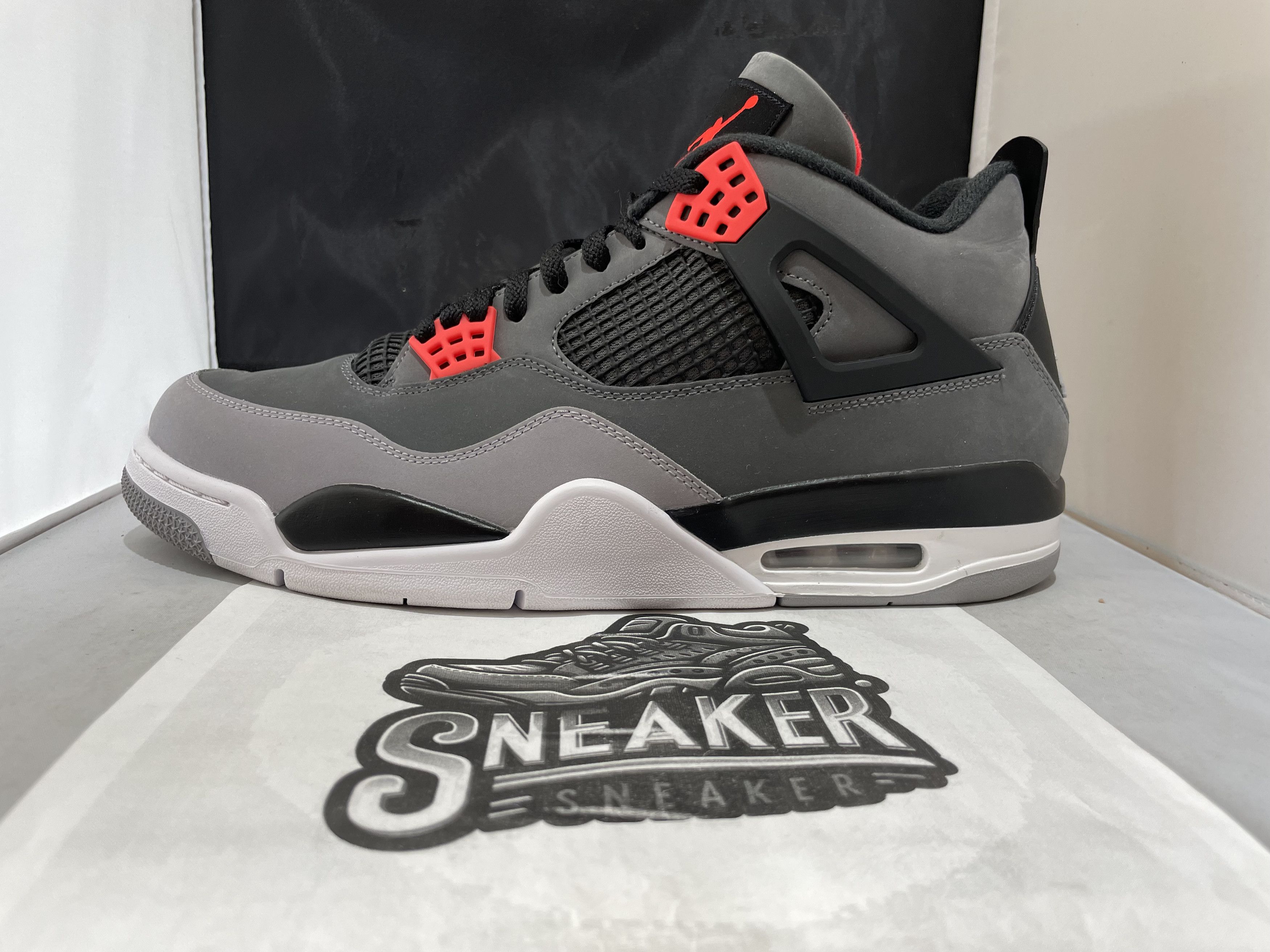 Jordan Brand Air Jordan 4 Retro 'Dark Grey/Infrared 23-Black' DH6927 061 Size US 12.5 / EU 45-46 - 2 Thumbnail