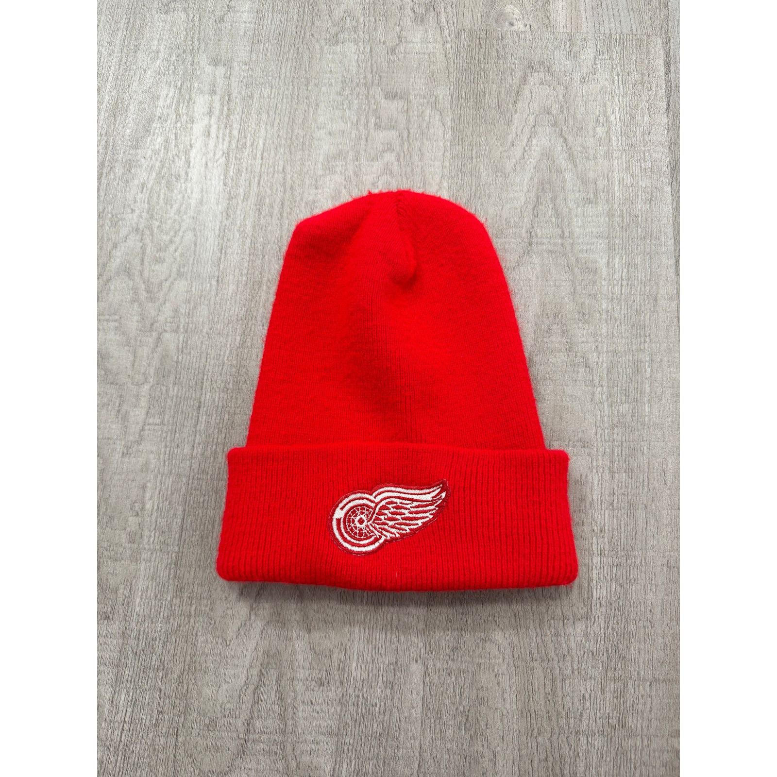 Vintage Vintage Detroit Red Wings Beanie Hat Adult Red Cap Hockey Size ONE SIZE - 1 Thumbnail