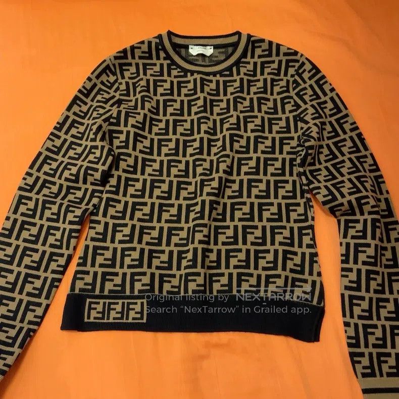 Fendi Fendi Classic Knit Sweater, Cashmere Blend Material Size XS / US 0-2 / IT 36-38 - 1 Thumbnail