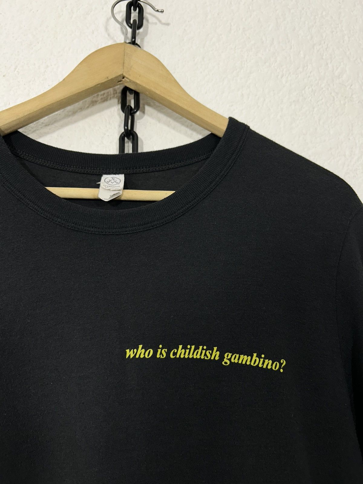 Band Tees × Rap Tees 2017 Who is Childish Gambino? Radio City Last Night Merch Size US S / EU 44-46 / 1 - 5 Thumbnail
