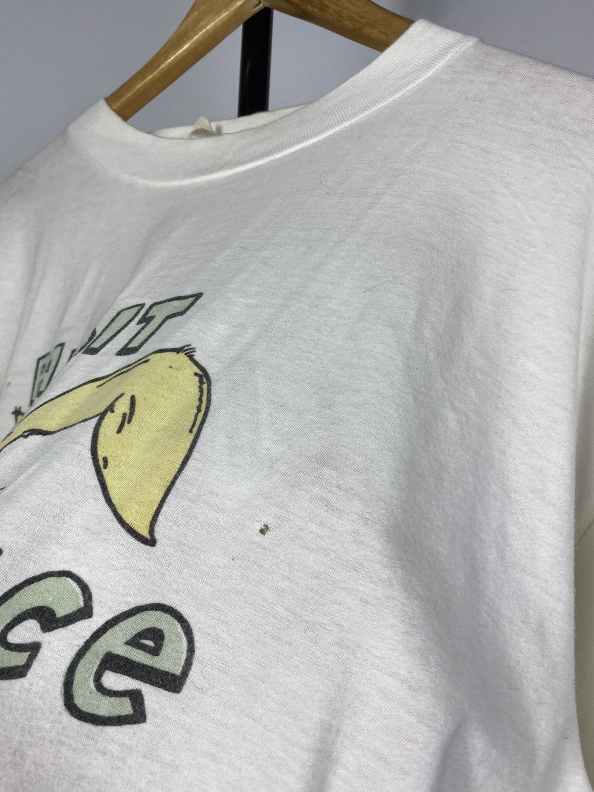 TEE JAYS Vintage 90s Animals Rabbit on Ice Y2K Tee Shirt Size US XXL / EU 58 / 5 - 7 Thumbnail