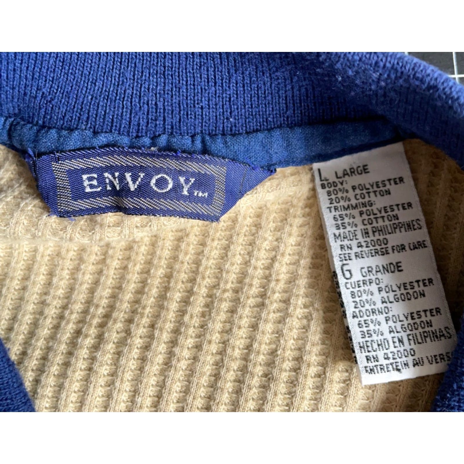 Vintage Envoy Polo Shirt Shirt Adult Large Beige 90s Retro Waffle Knit Long Sleeve Blue Panel Trim Vintage Mens Size US L / EU 52-54 / 3 - 3 Thumbnail