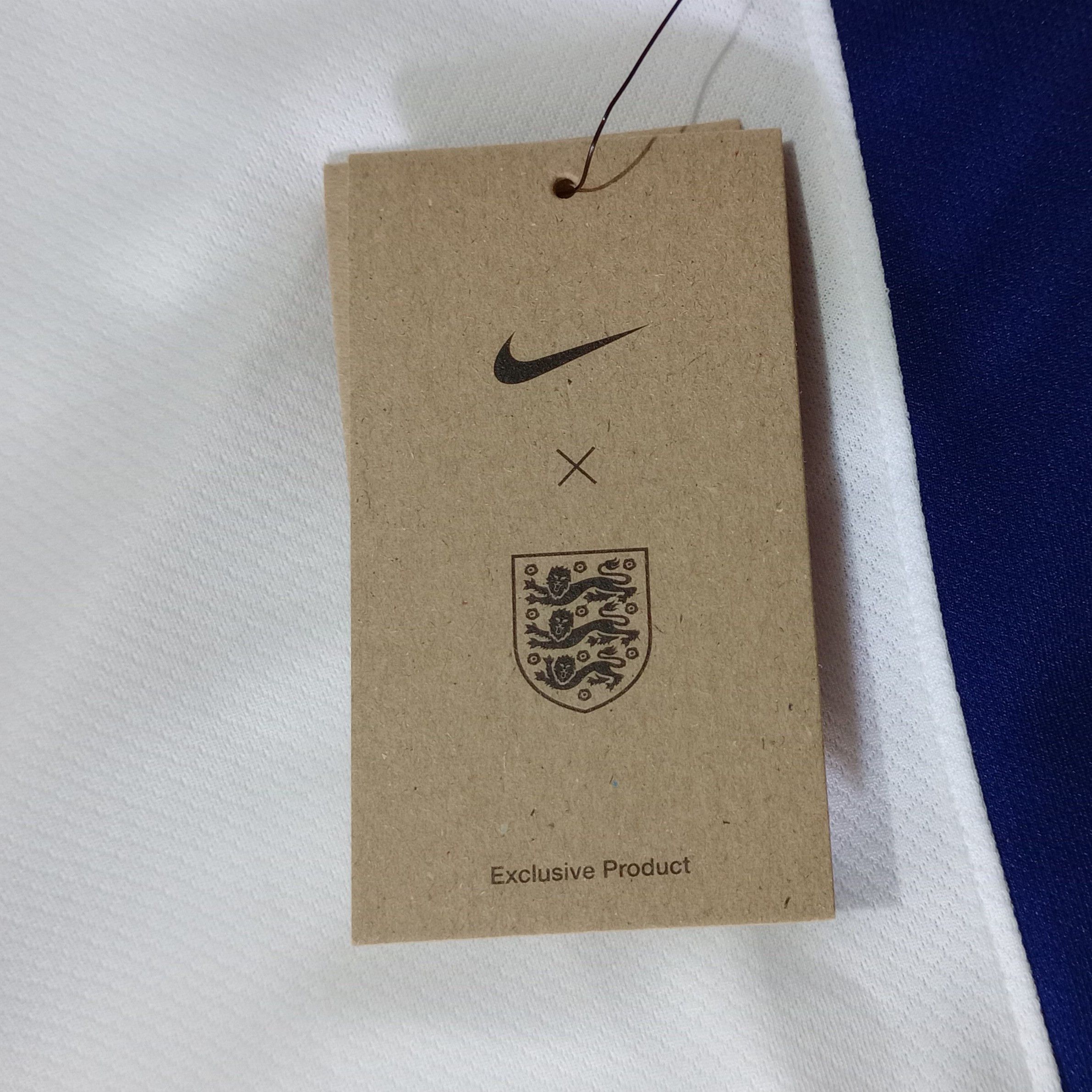 Nike England Euro 2024 Home Jersey Jude Bellingham 10 Size US L / EU 52-54 / 3 - 8 Thumbnail