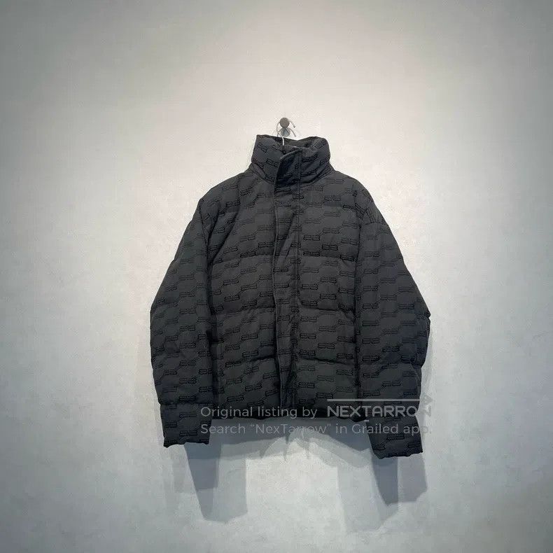 Balenciaga Balenciaga Double B Printed Down Jacket Size US S / EU 44-46 / 1 - 1 Thumbnail