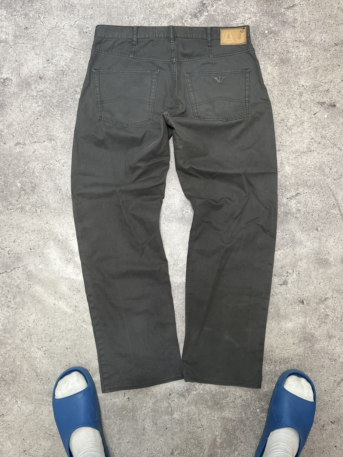 Armani × Vintage Vintage Armani Pocket Logo Baggy Jeans Y2K 34 Size US 34 / EU 50 - 1 Thumbnail