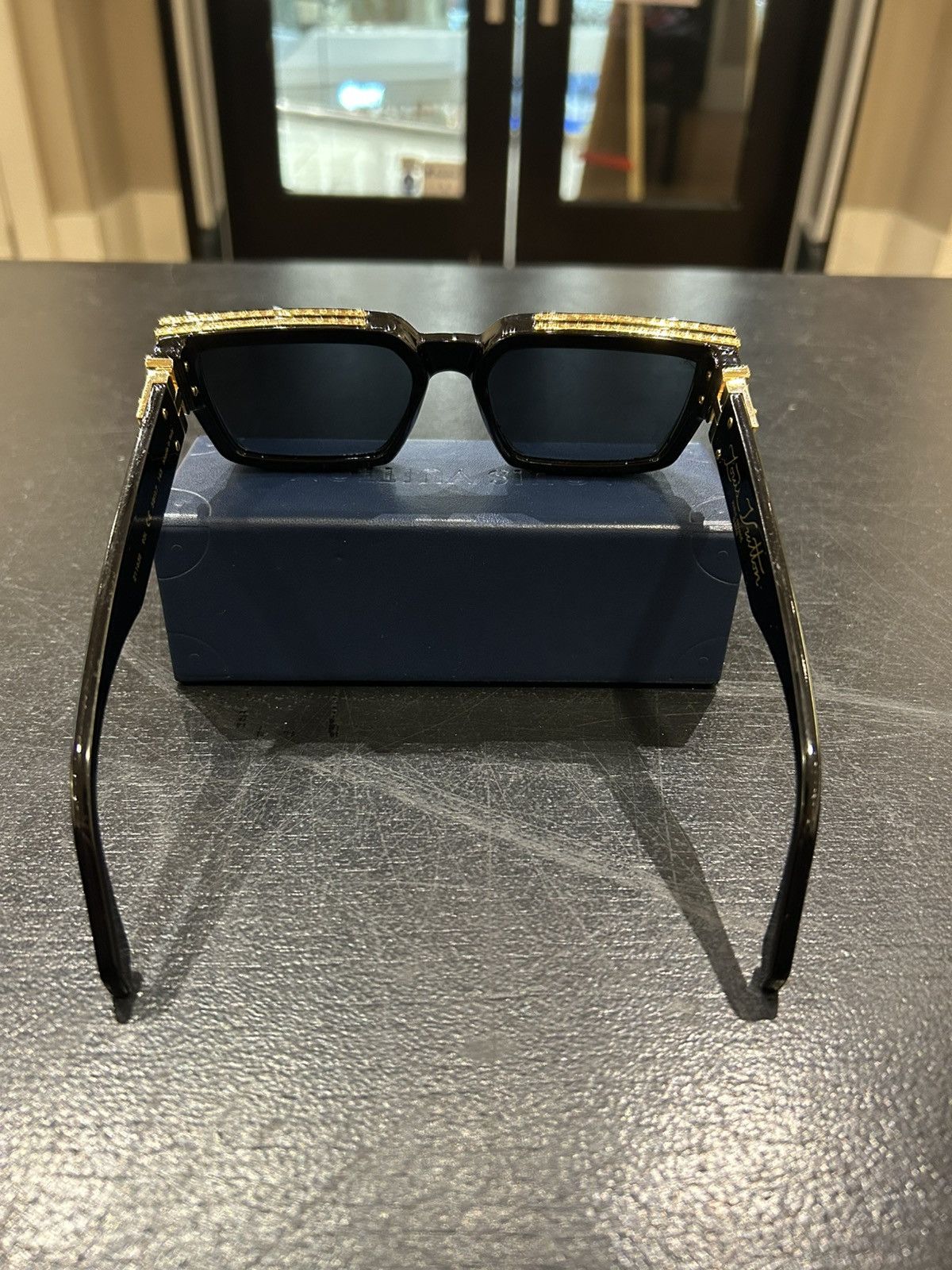 Louis Vuitton Louis Vuitton Millionaire Sunglasses Size ONE SIZE - 3 Thumbnail