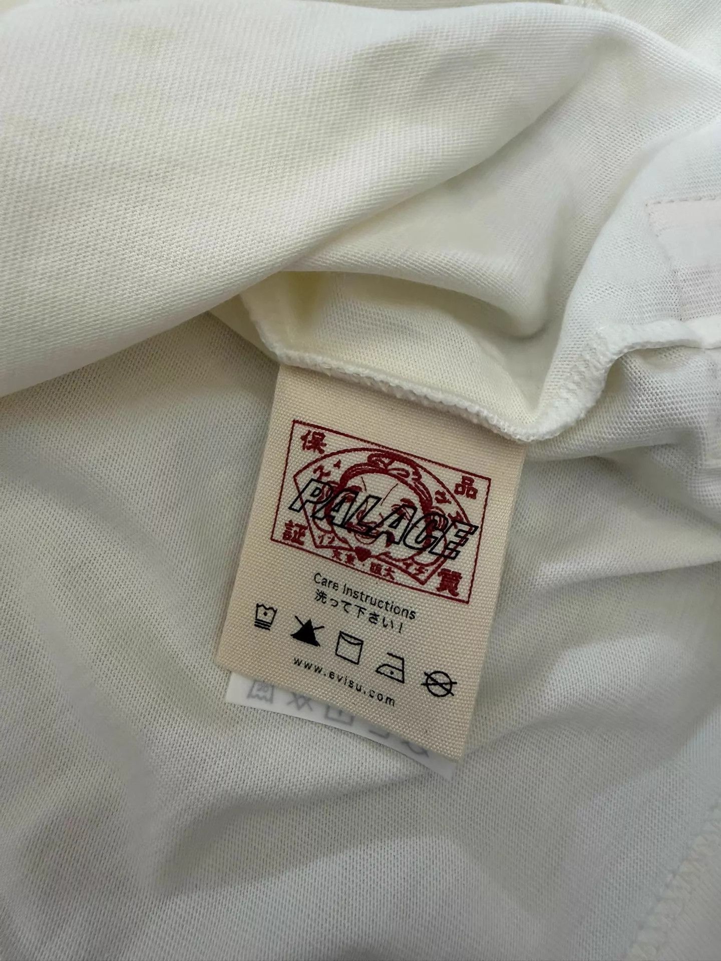 Off-White PALACE × EVISU SS26 Pocket SS Tee Off White L New Size US L / EU 52-54 / 3 - 3 Thumbnail