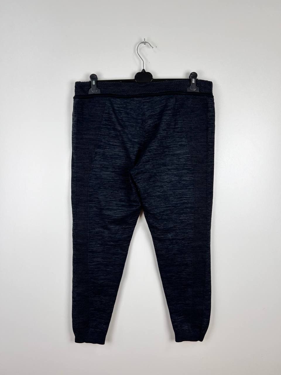 Vintage Nike Tech Fleece streetwear sweatpants size M/32 Size US 32 / EU 48 - 2 Thumbnail