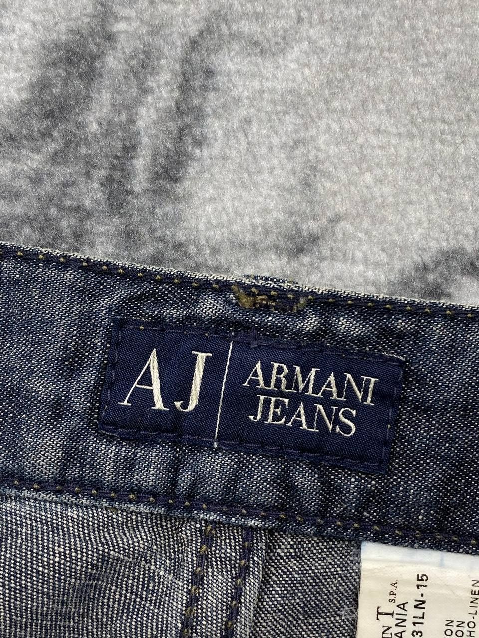 Armani Vintage Armani Big Logo Denim Jeans Men Size 31 Blue Size US 31 - 13 Thumbnail