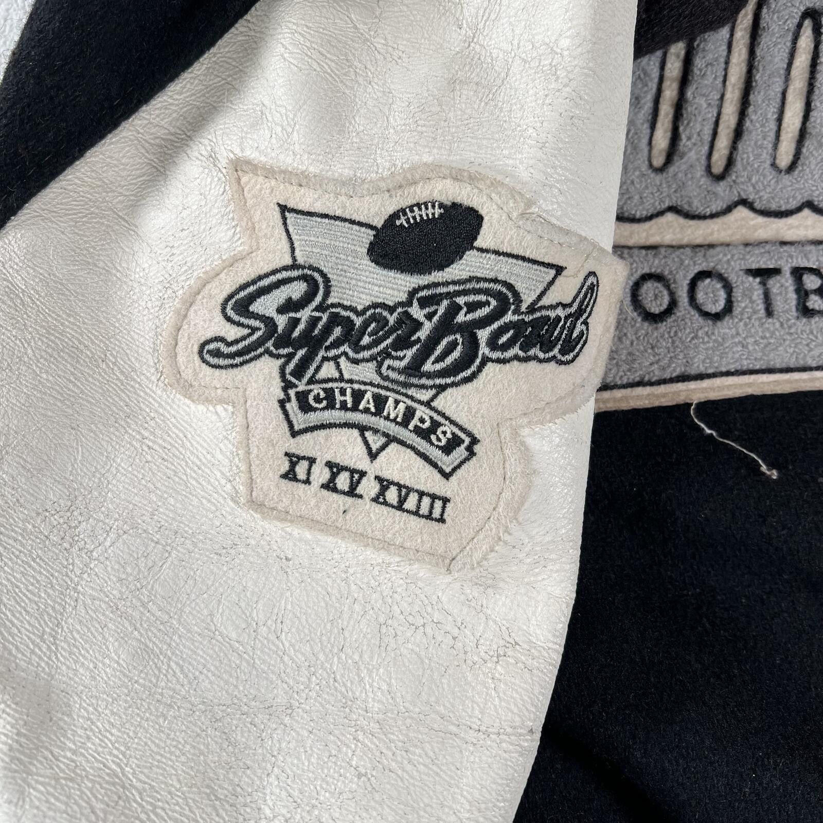 NFL Vintage 90s Los Angeles Raiders NFL Delong Varsity Jacket Size US L / EU 52-54 / 3 - 3 Thumbnail