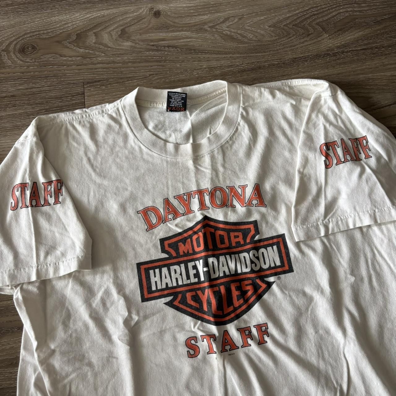 Harley Davidson Crazy Vintage 90s White Harley Davidson Staff Essential Graphic Tee! Size 2XL Size US XXL / EU 58 / 5 - 5 Thumbnail