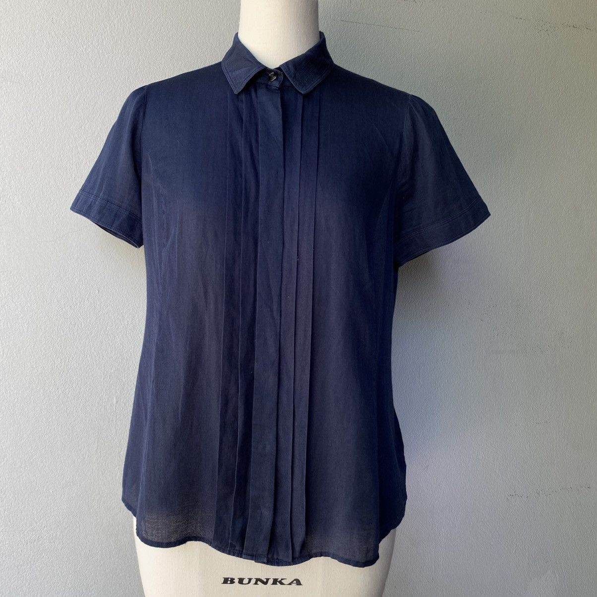 Burberry BURBERRY Soft Navy Pleated Blouse Size S / US 4 / IT 40 - 16 Thumbnail