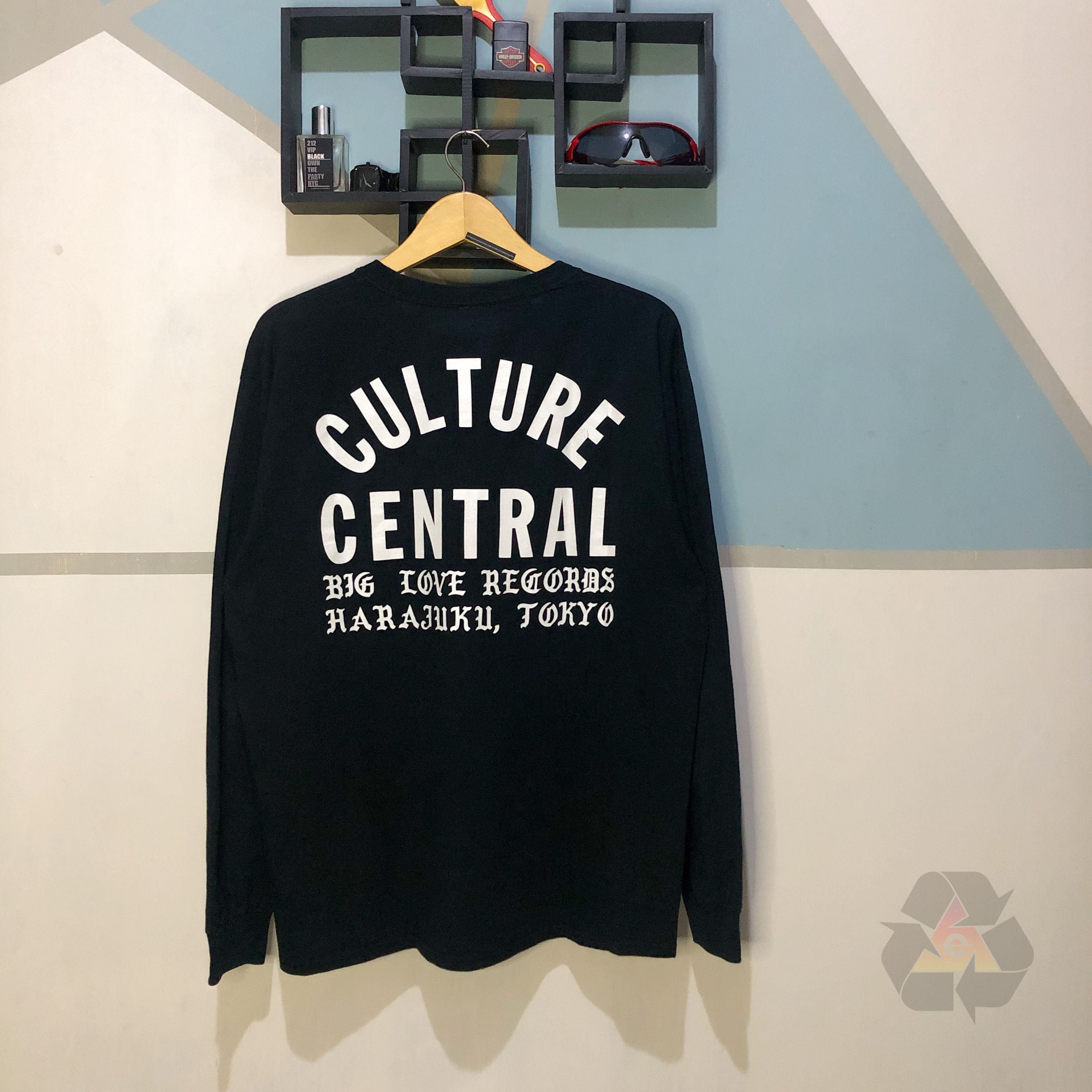 Japanese Brand Big Love Records Harajuku Tokyo Classic Tee Japan Exclusive Size US XL / EU 56 / 4 - 1 Thumbnail