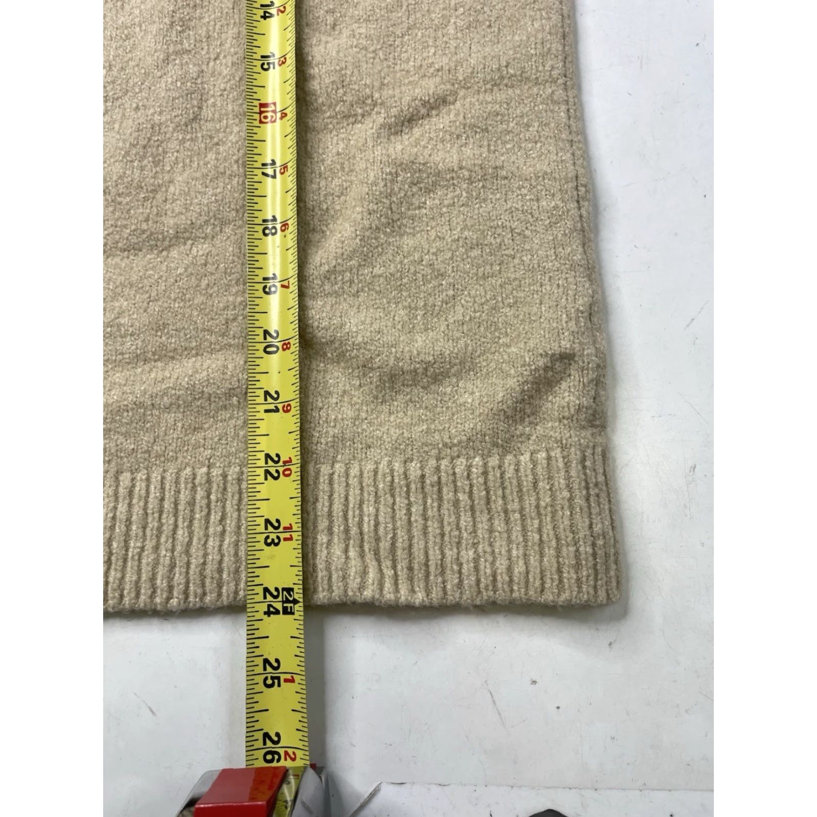 Alice + Olivia Alice + Olivia Turtleneck Sweater Cuffed Wool Blend Womens XS Beige Hi Low Hem Pullover Knit Wool Blend Size XS / US 0-2 / IT 36-38 - 4 Thumbnail