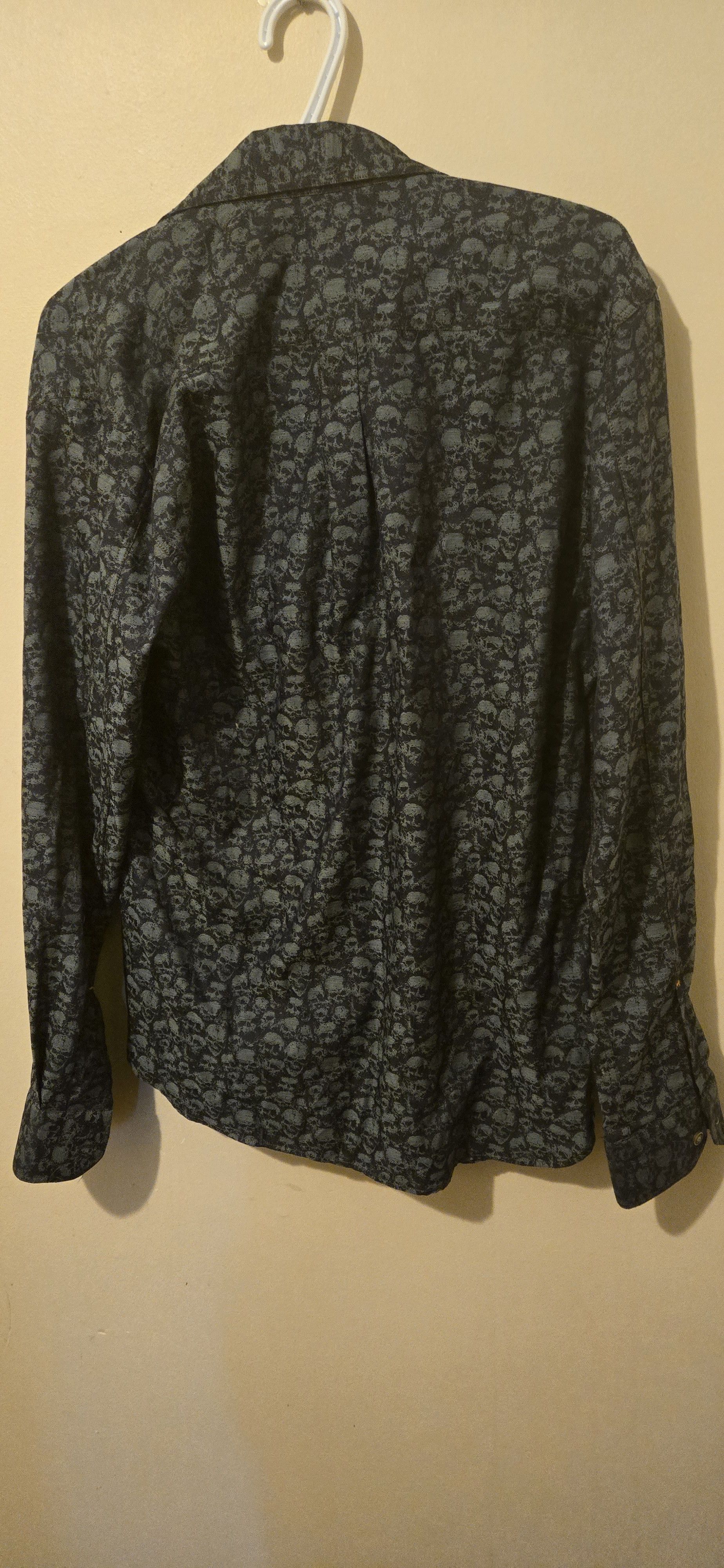 Robert Graham Robert graham skull print nwt long sleve shirt Size US M / EU 48-50 / 2 - 9 Thumbnail