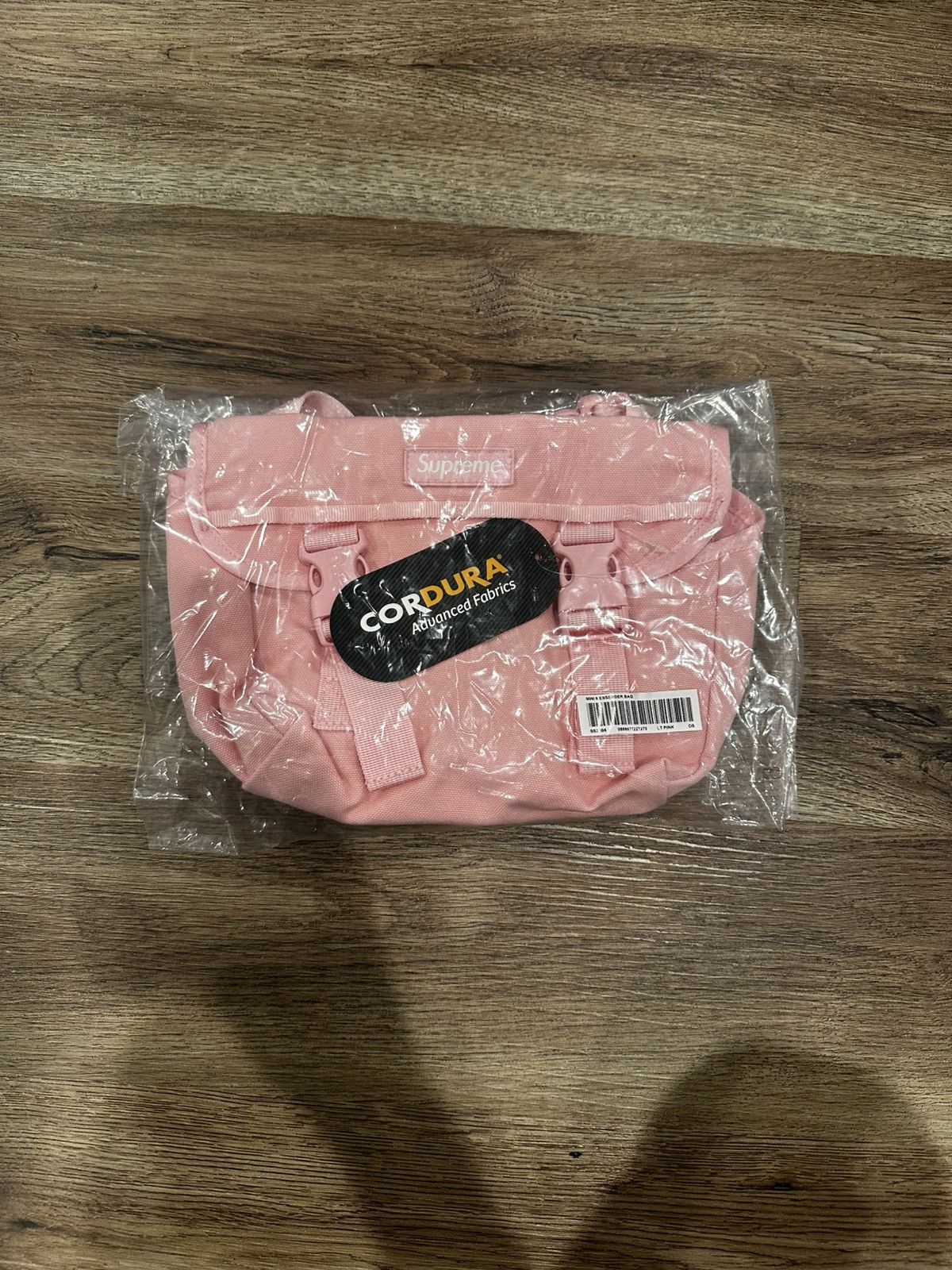 Supreme Mini Messenger Bag Pink, Men's