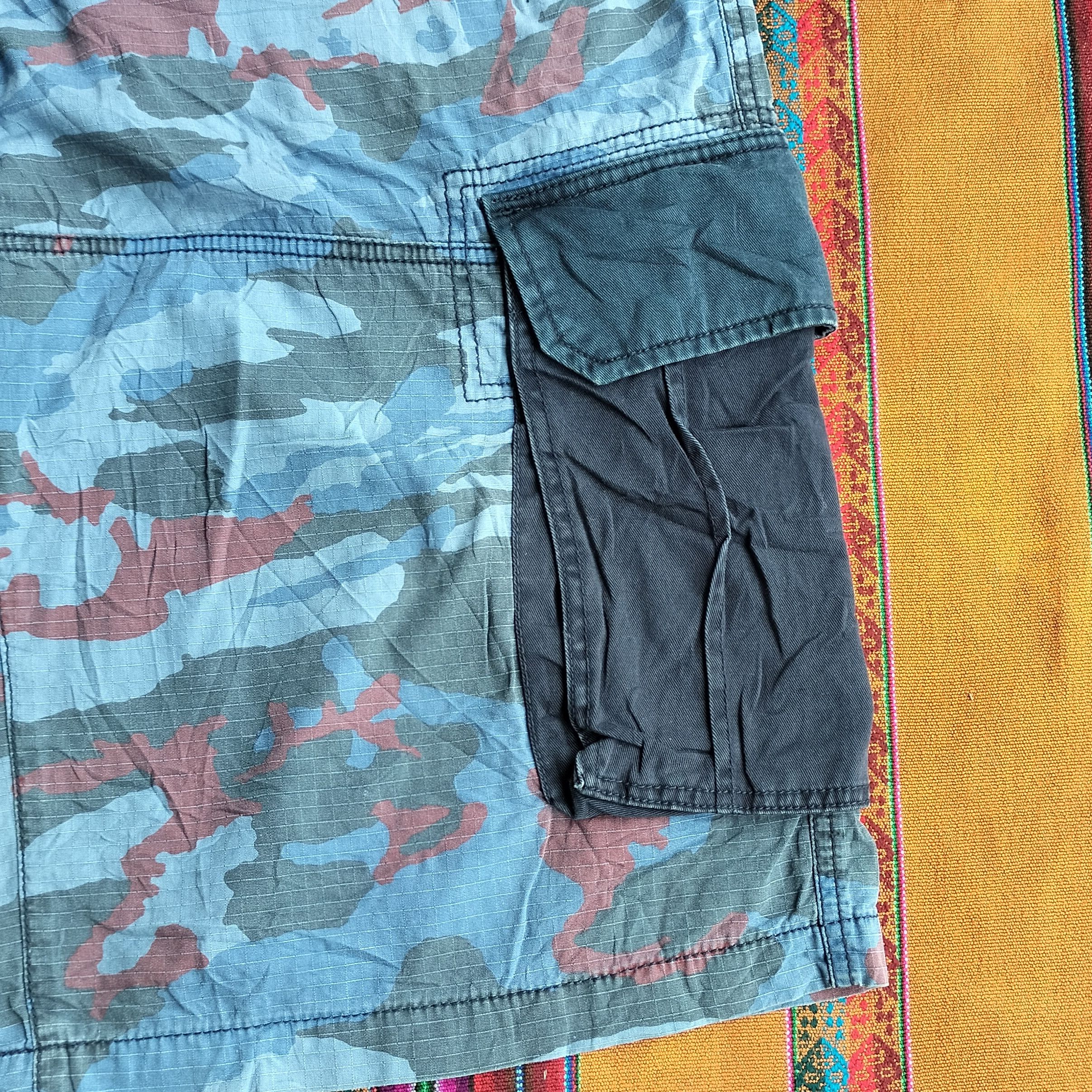 Marithe + Francois Girbaud Marithe francoi girbaud camouflage hybrid cargo short Size US 40 / EU 56 - 6 Thumbnail
