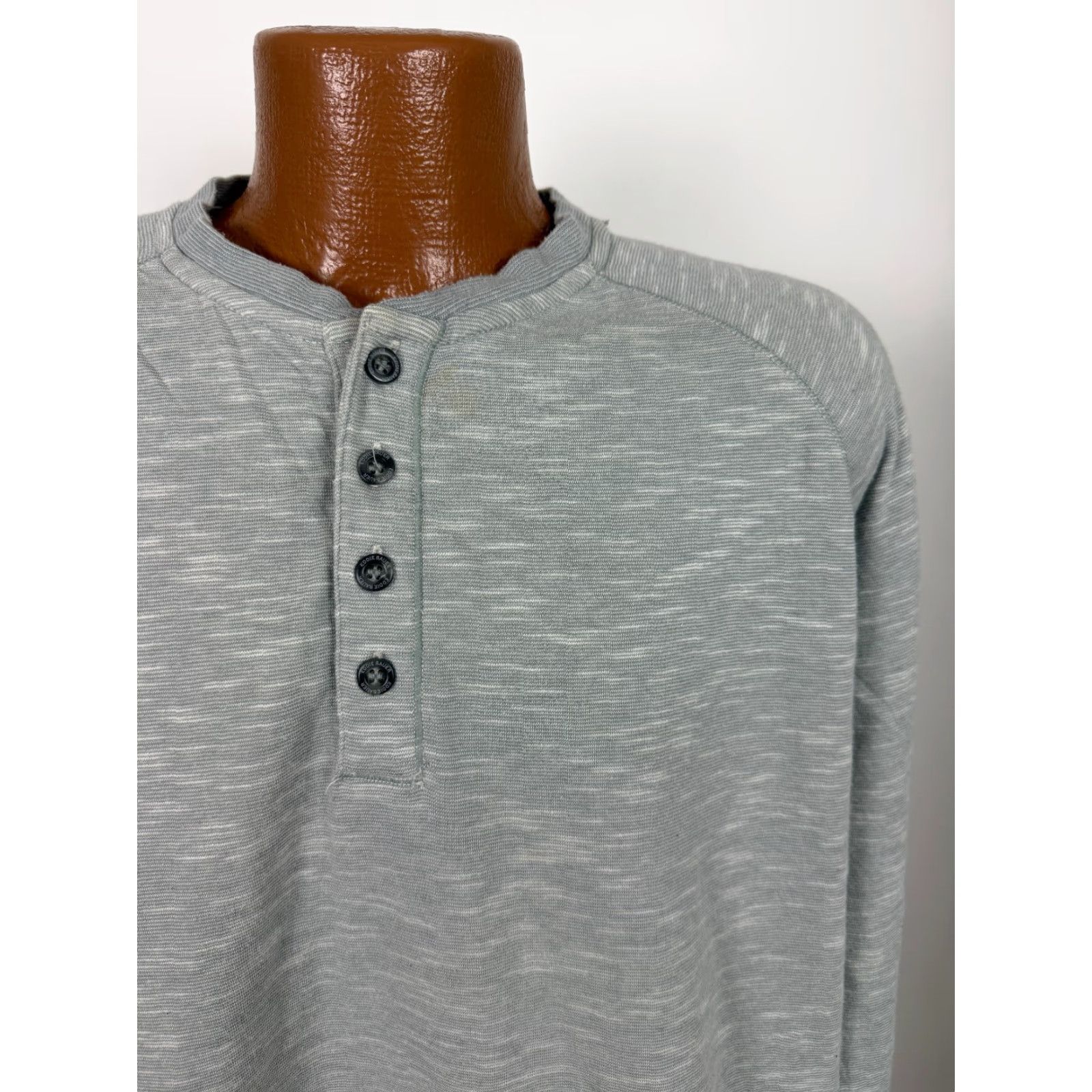 Eddie Bauer Eddie Bauer Thermal Henley Shirt Men Large Stretchy Dual-Layer Minimal Outdoors Shirt Size US L / EU 52-54 / 3 - 4 Thumbnail