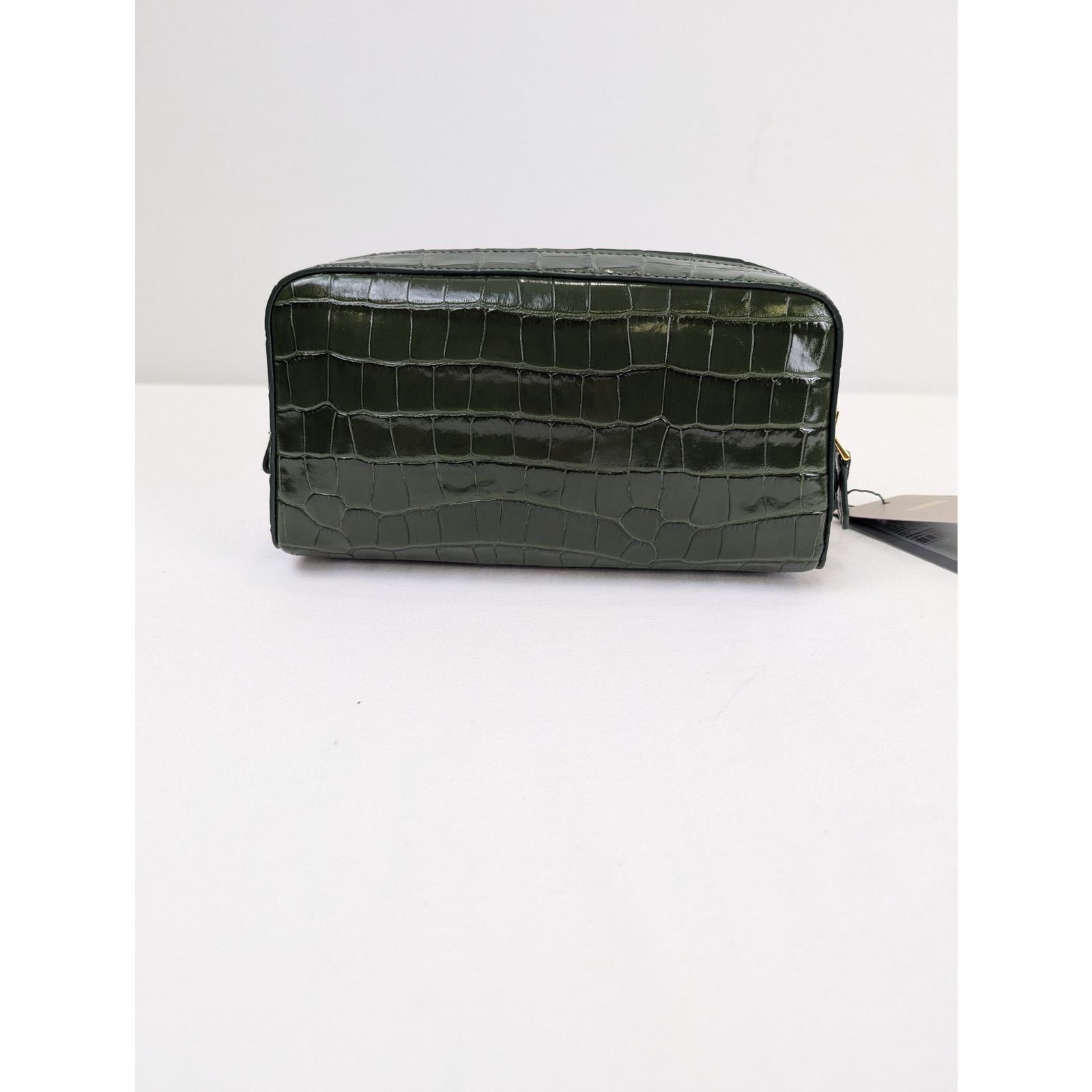 Tom Ford o1rshd1 Size: OS/ Beauty Case Pouch Croc Embossed Bag Green Size ONE SIZE - 4 Thumbnail