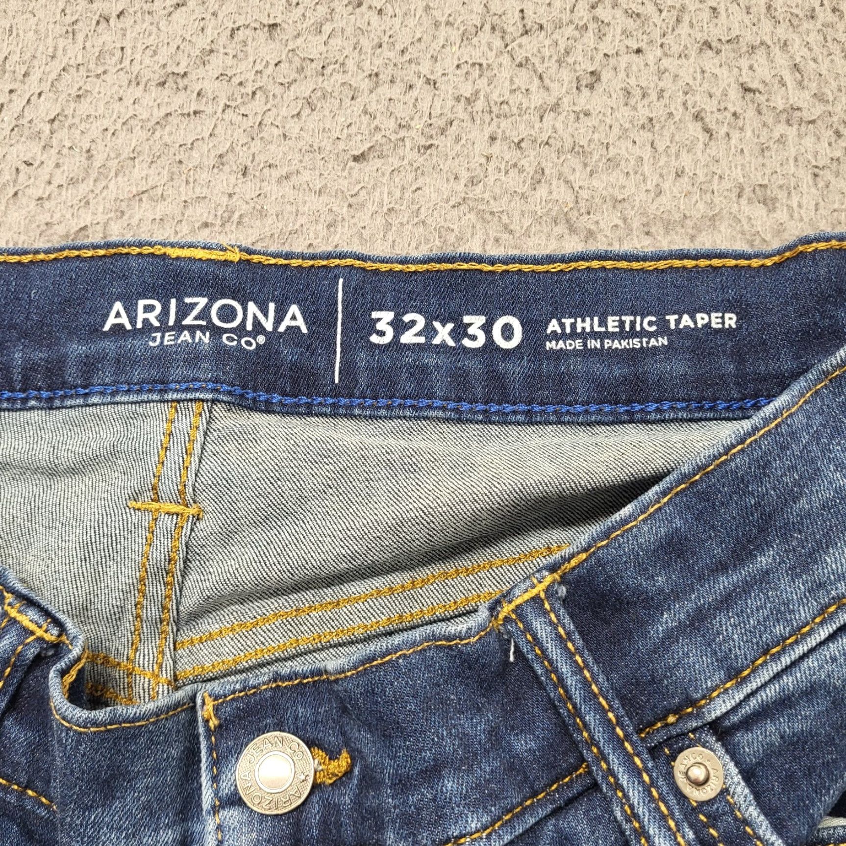 Vintage Arizona Jeans Men's Size 32x30 Blue Athletic Taper Denim Pants Preppy College Jeans Size US 32 / EU 48 - 2 Thumbnail