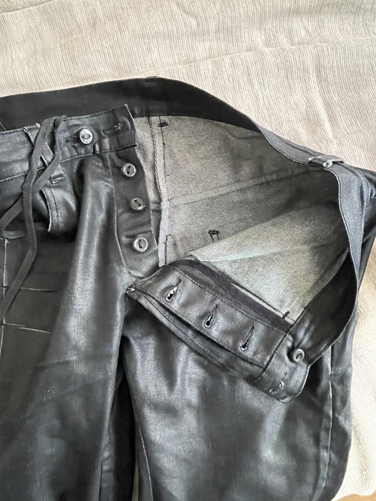 Boris Bidjan Saberi Boris Bidjan Saberi p13 raw edge Size US 32 / EU 48 - 9 Thumbnail