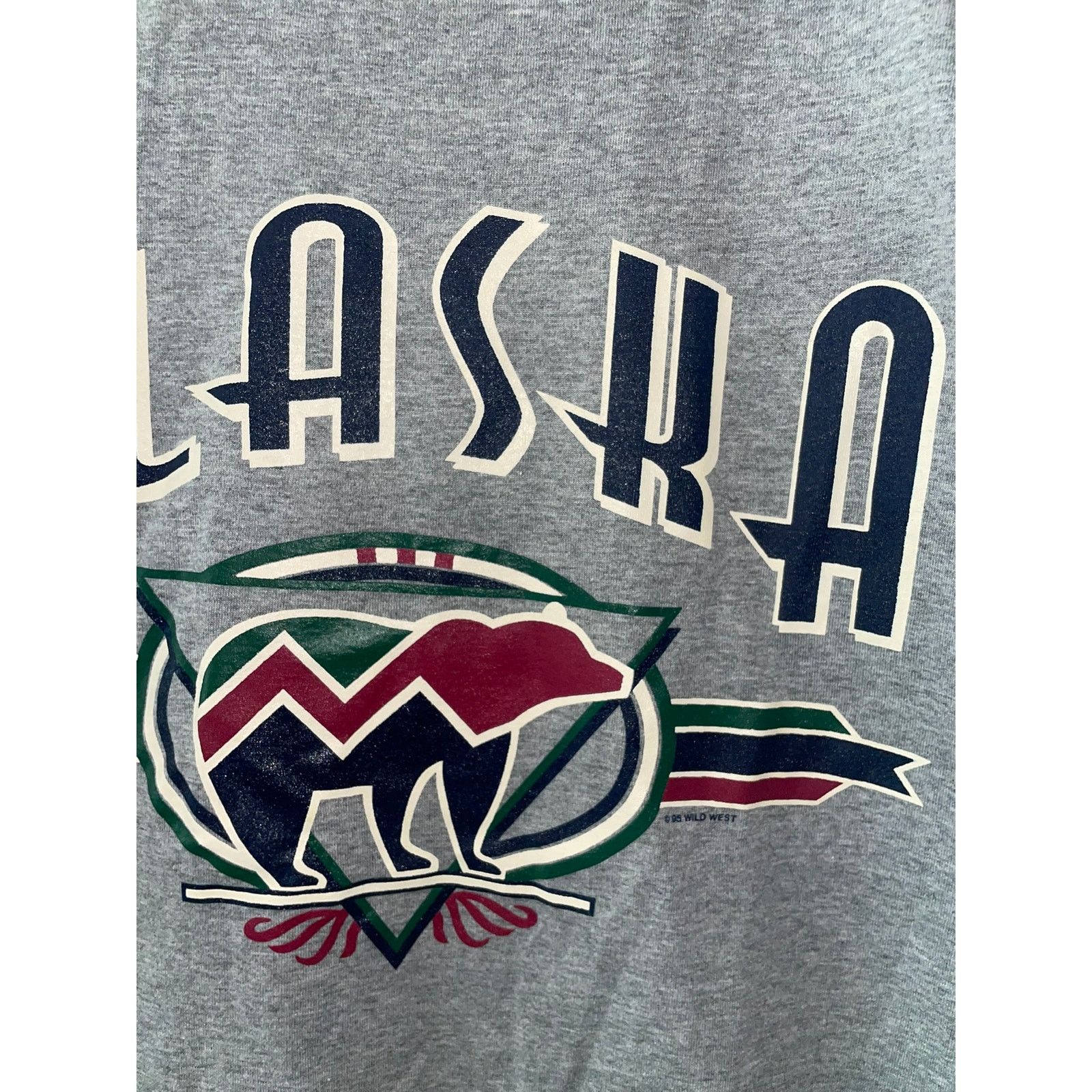 Jerzees Vintage Alaska Shirt Bear Gray Graphic Tee VTG 1990s 90s L Size US L / EU 52-54 / 3 - 4 Thumbnail
