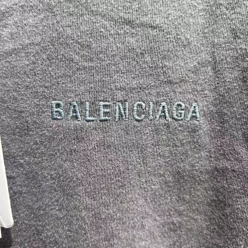 Balenciaga Balenciaga Embroidered Logo short sleeves with spiral line Size US L / EU 52-54 / 3 - 4 Thumbnail