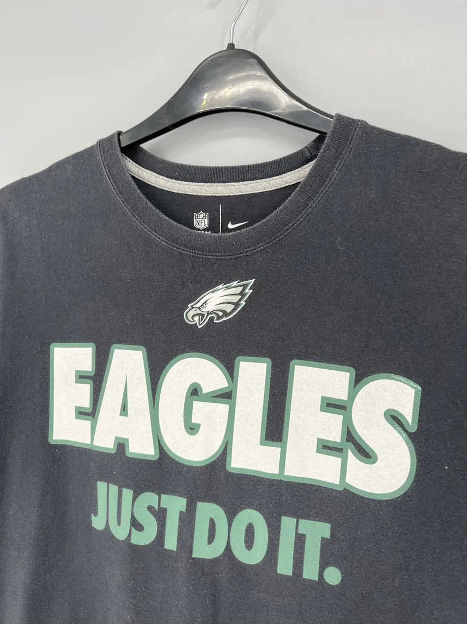 American Eagle Outfitters Vintage Y2K Mens Nike NFL Jersey Eagles "Just do it" Size US M / EU 48-50 / 2 - 7 Thumbnail