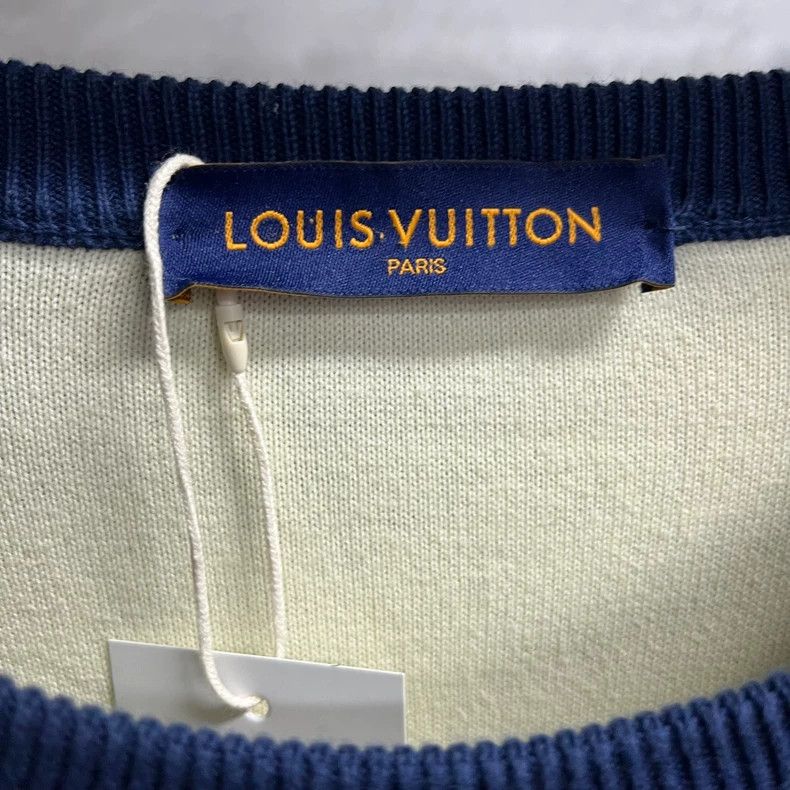 Louis Vuitton Louis Vuitton Crew neck long-sleeve sweater in dark blue w Size US XL / EU 56 / 4 - 2 Thumbnail