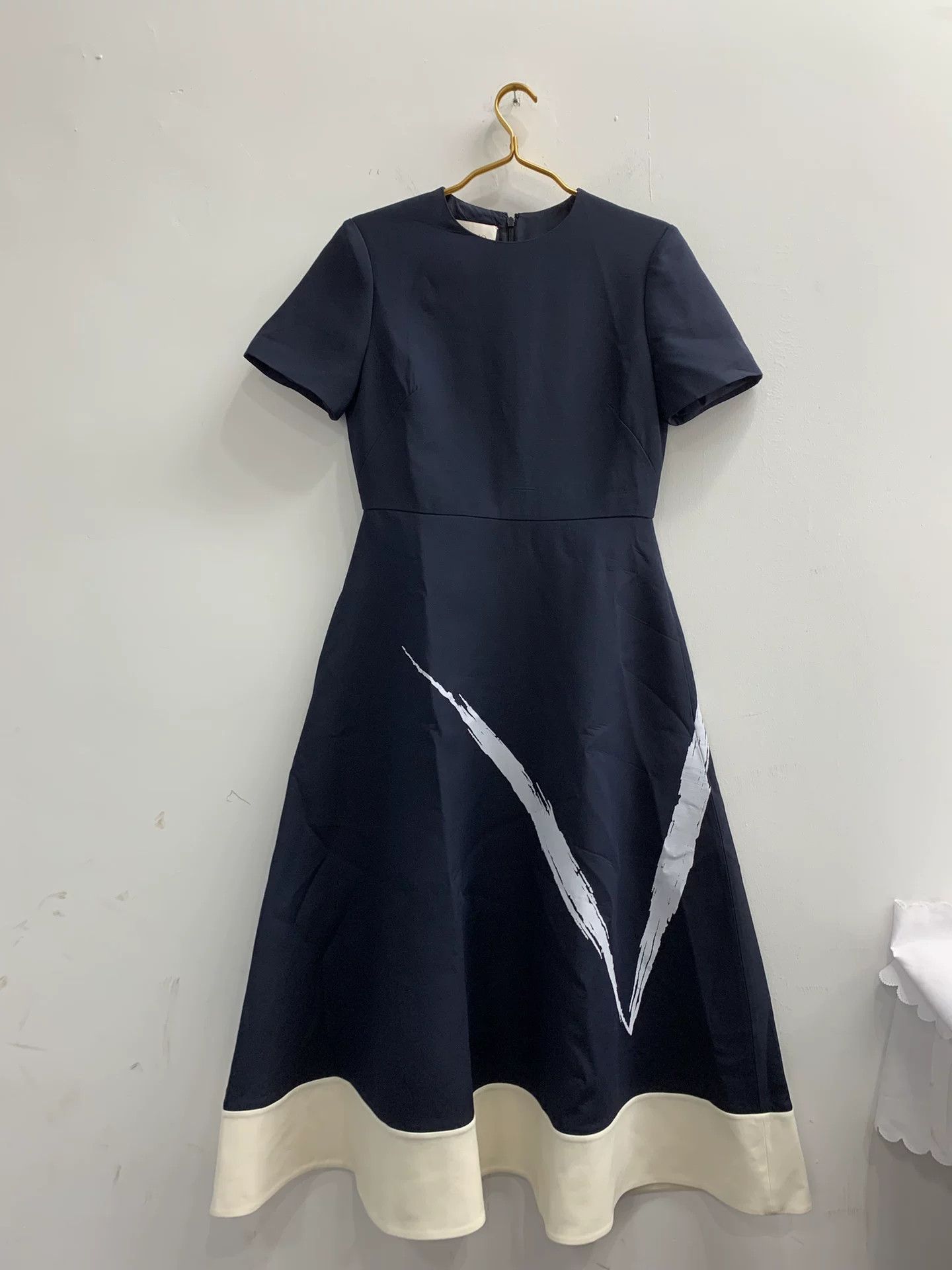Valentino Valentino Round Neck Wool Dress Size US 44 / EU 60 - 1 Thumbnail