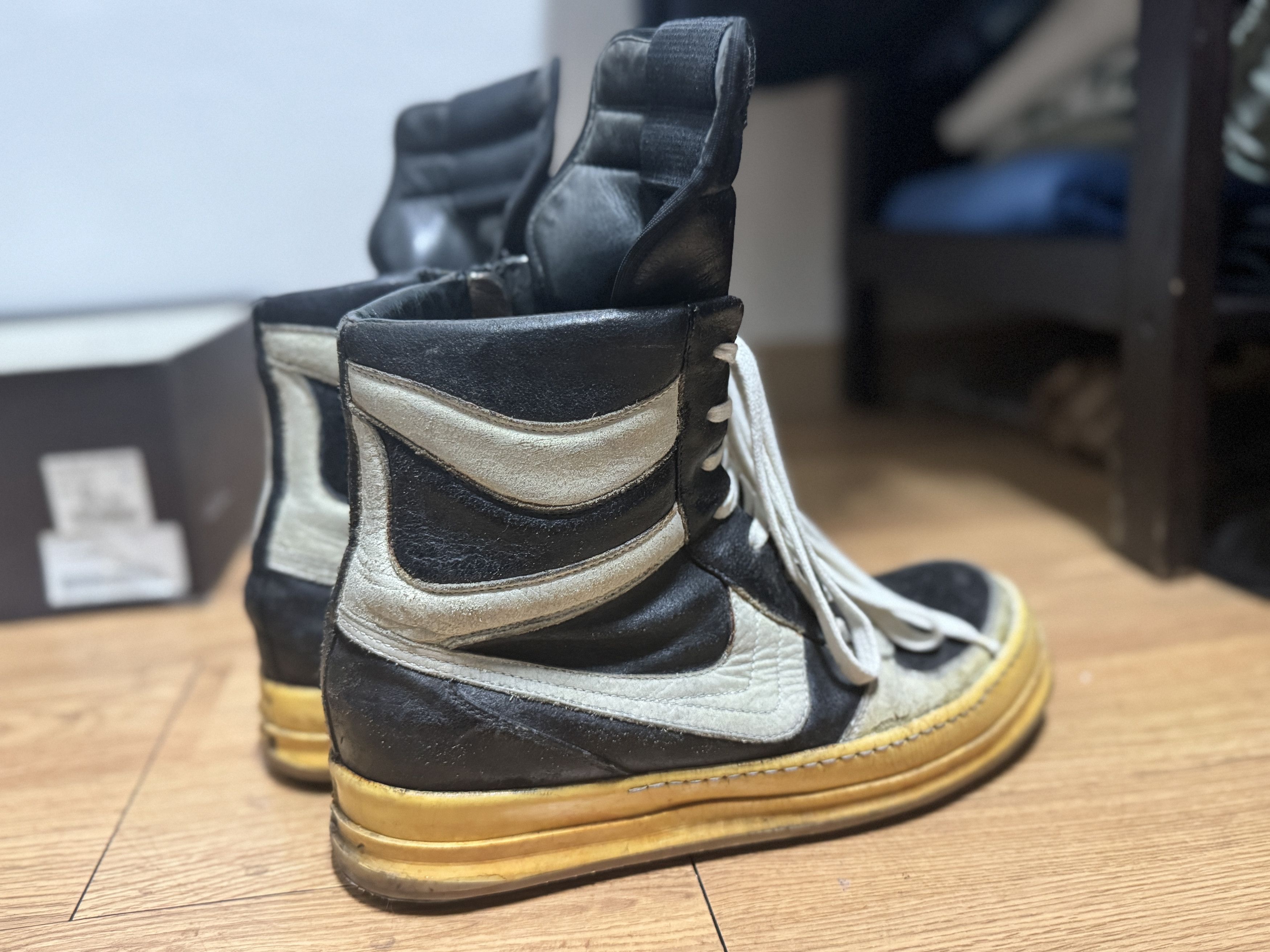 Rick Owens Rick Owens AW06 Oreo Dunks Size US 8 / EU 41 - 2 Thumbnail