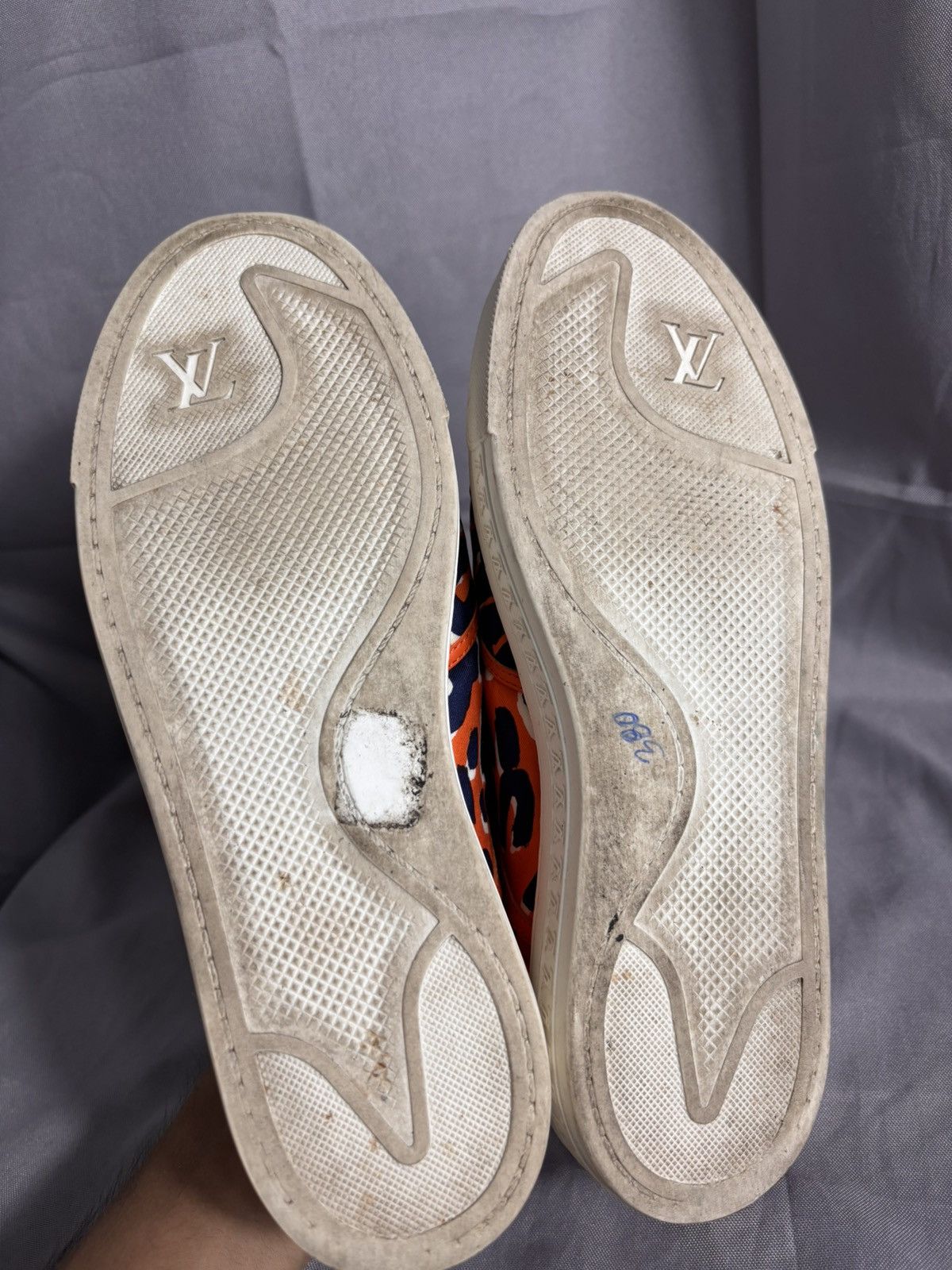 Louis Vuitton Louis Vuitton Tiger Print Sneaker Size US 7.5 / IT 37.5 - 11 Thumbnail