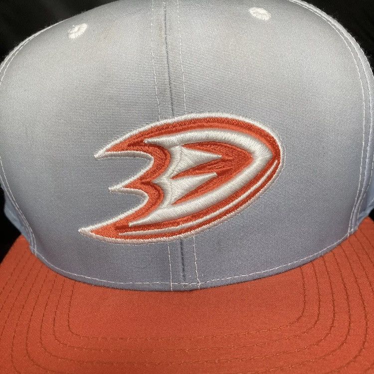 Mitchell & Ness × NHL Anaheim Ducks Two Tone Fitted Hat 7 5/8 Gray/Orange Size 36 - 3 Thumbnail